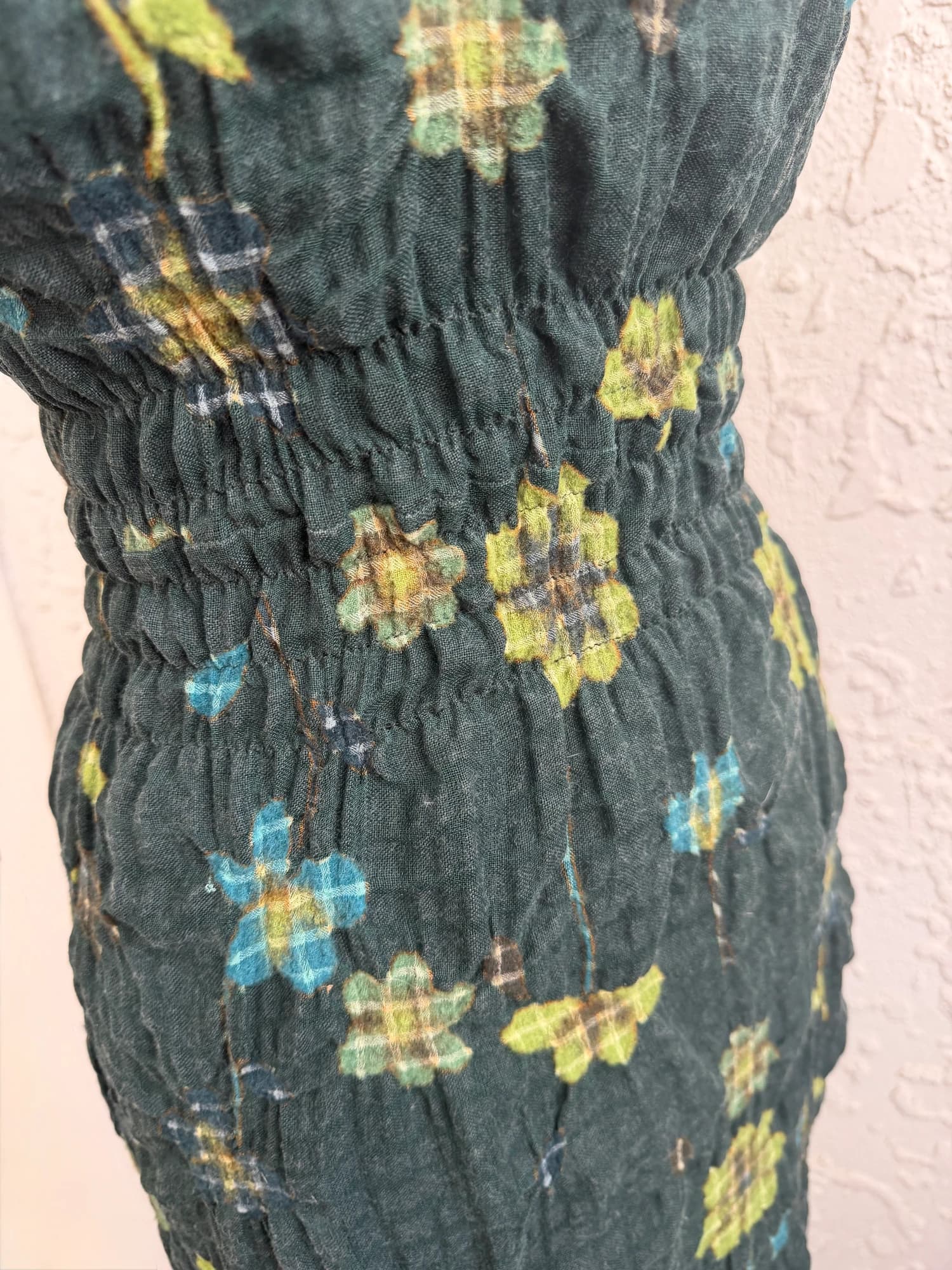 Andrea Moore Green Textured Smocked Midi Dress - Size 10 (Mint Condition`) — photo 8 of 10