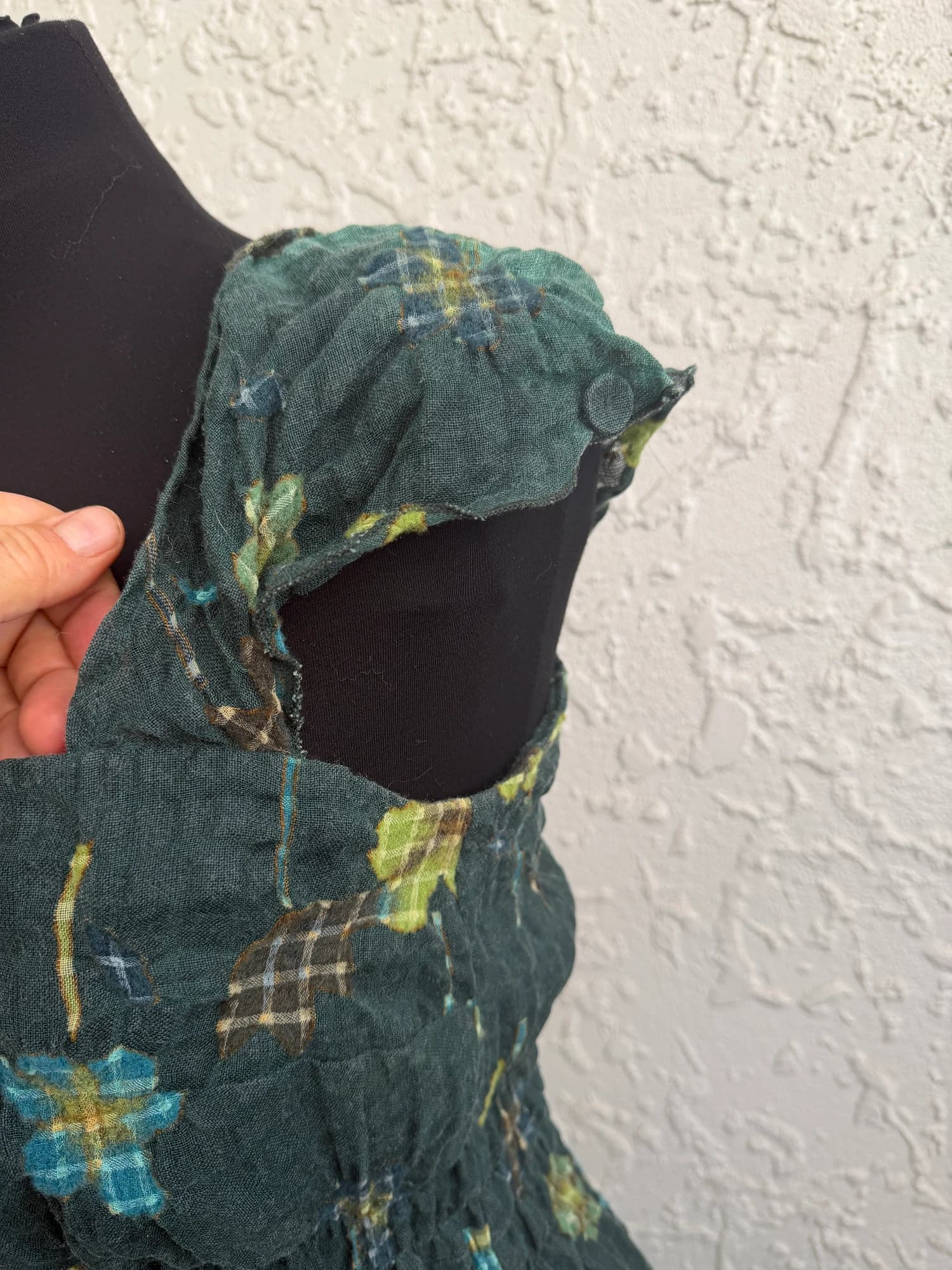 Andrea Moore Green Textured Smocked Midi Dress - Size 10 (Mint Condition`) — photo 9 of 10