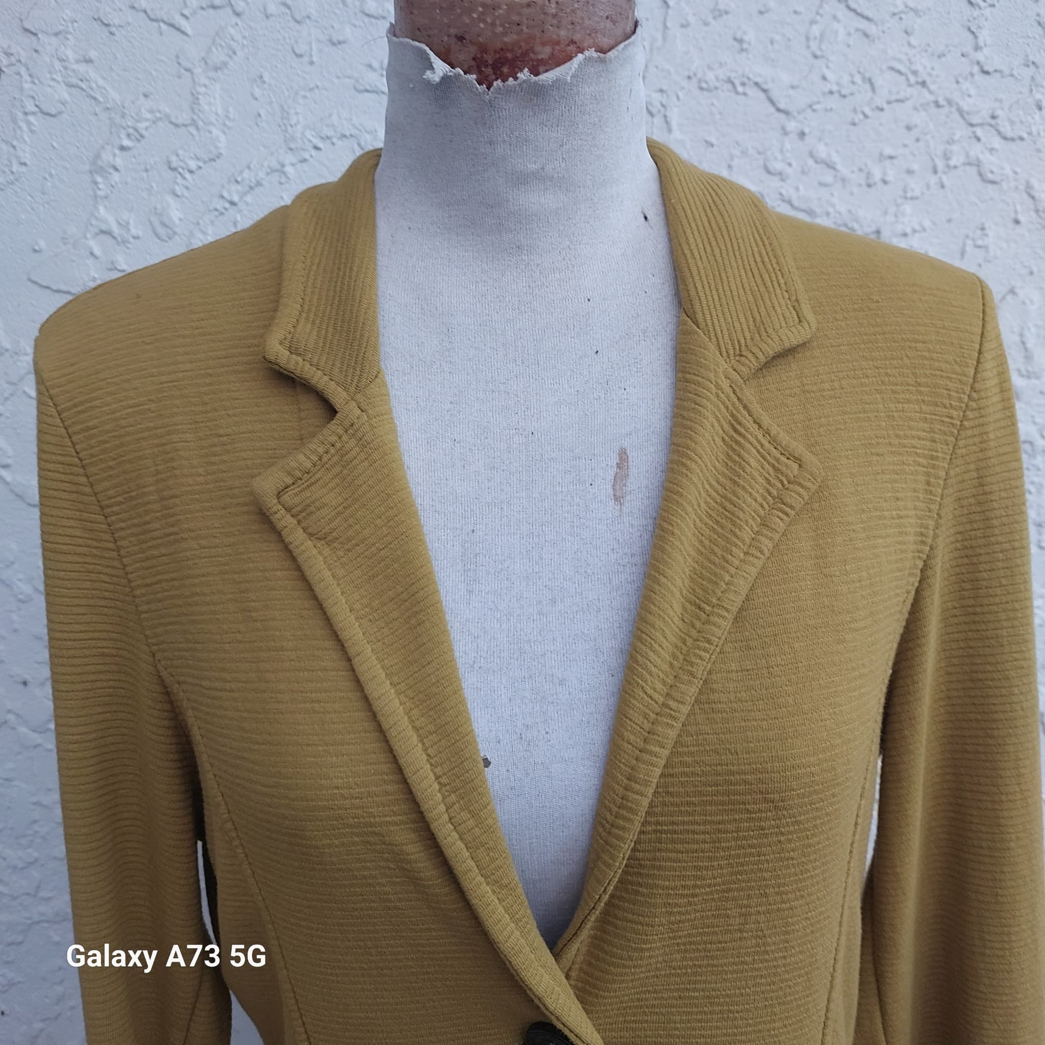 DR. BLOOM Textured Knit Blazer, Mustard Yellow, Size L/XL — photo 8 of 9