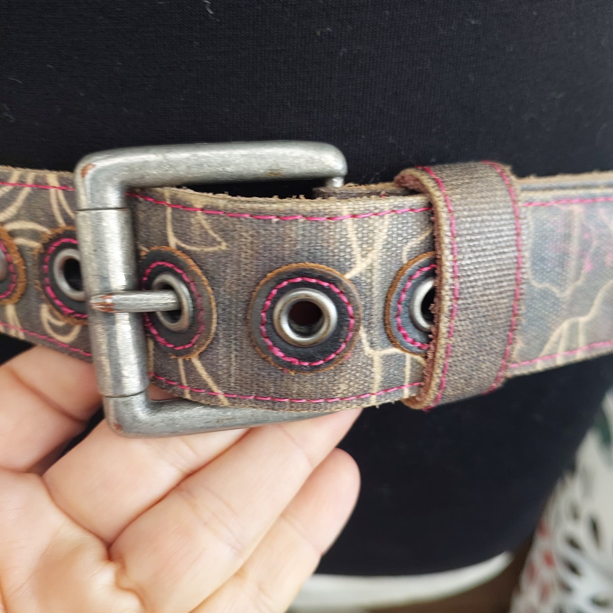 Ed Hardy Belt, Floral Skull Print, Size M — photo 5 of 9