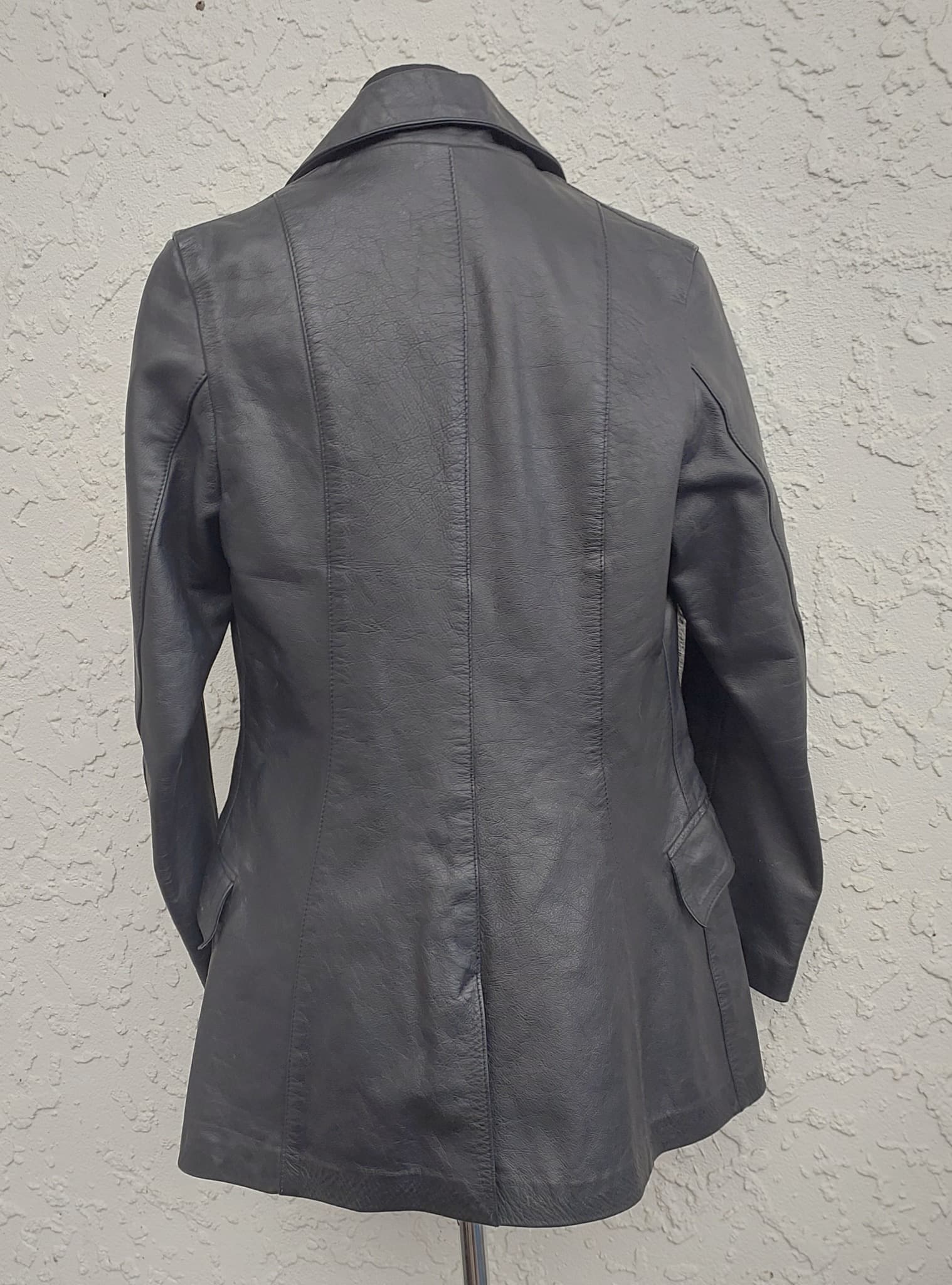 Hawk Bay Vintage Leather Blazer Jacket Black Size 10 — photo 6 of 10