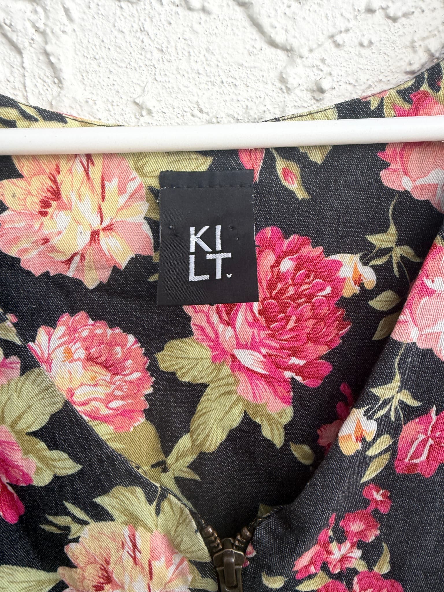 KILT NZ Made Floral Peplum Front-Zip Dress – Mint Condition (Size 14) — photo 2 of 10