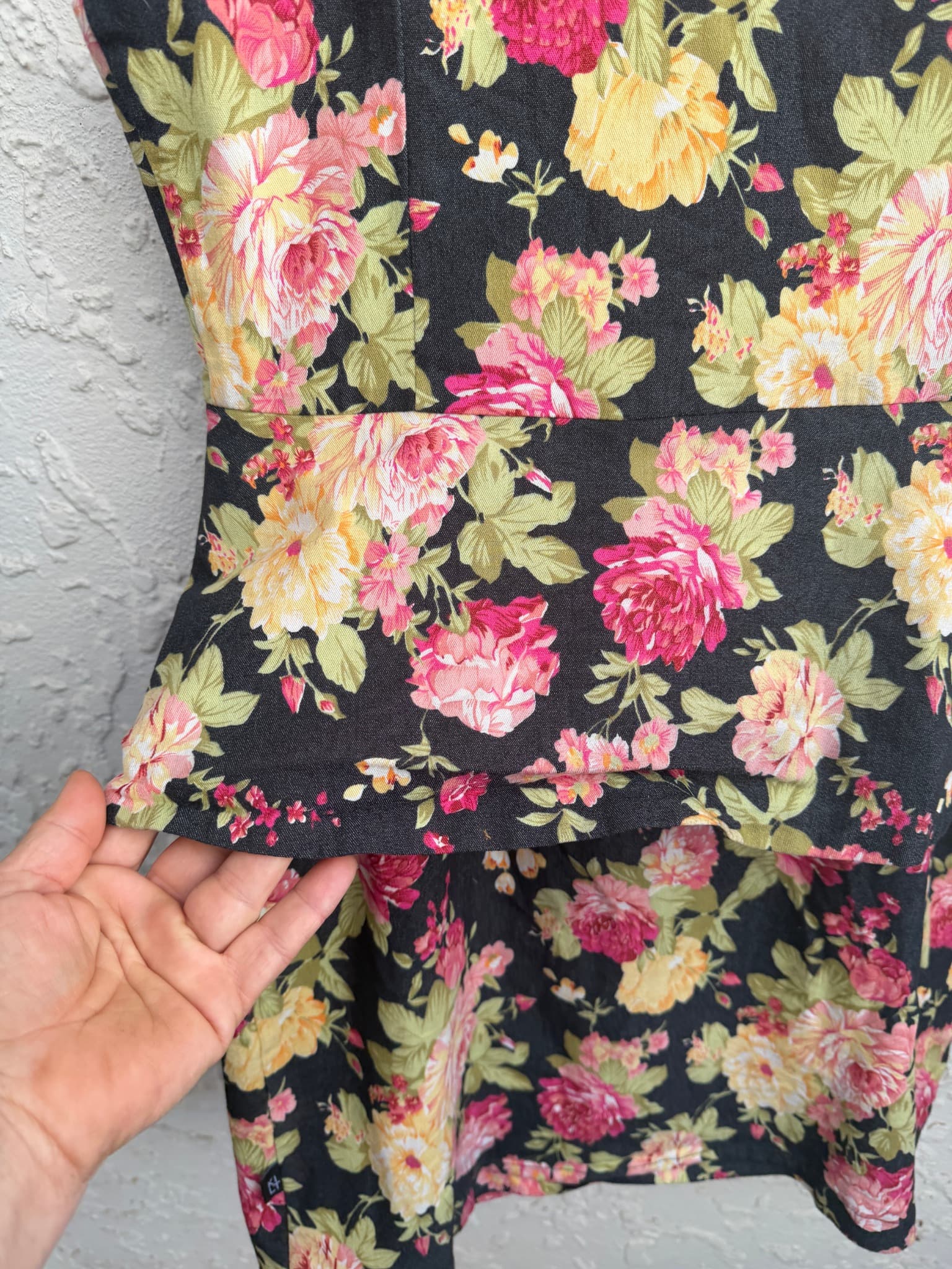 KILT NZ Made Floral Peplum Front-Zip Dress – Mint Condition (Size 14) — photo 9 of 10