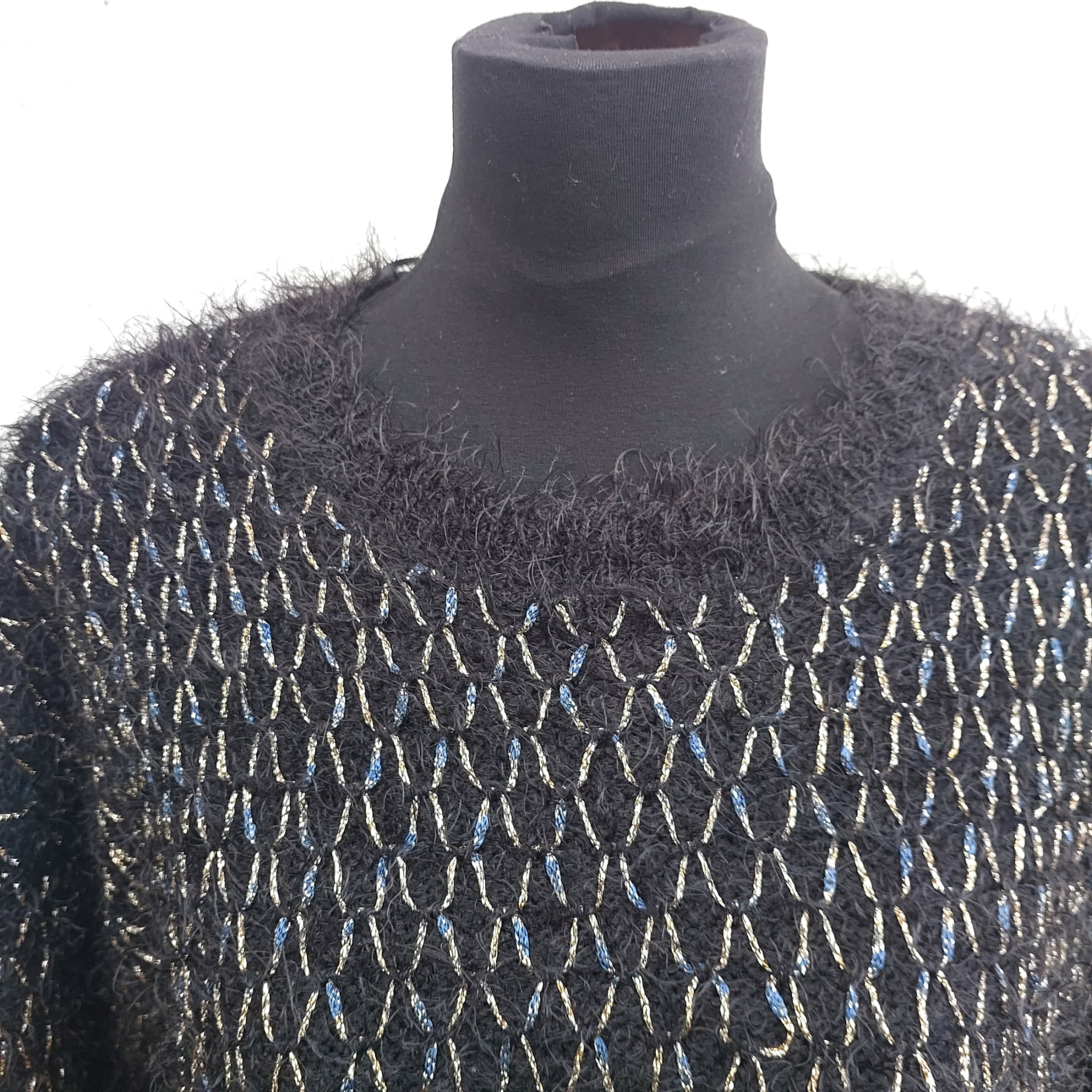 Lavand Fuzzy Knit Sweater Black and Gold Metallic Size L — photo 3 of 9