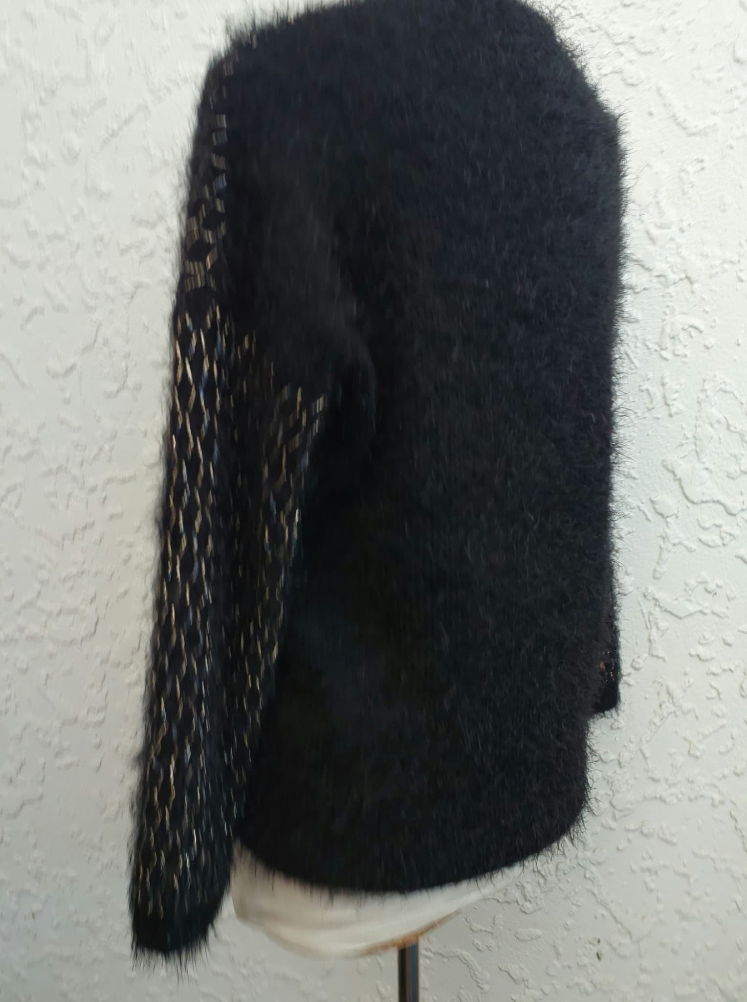 Lavand Fuzzy Knit Sweater Black and Gold Metallic Size L — photo 4 of 9