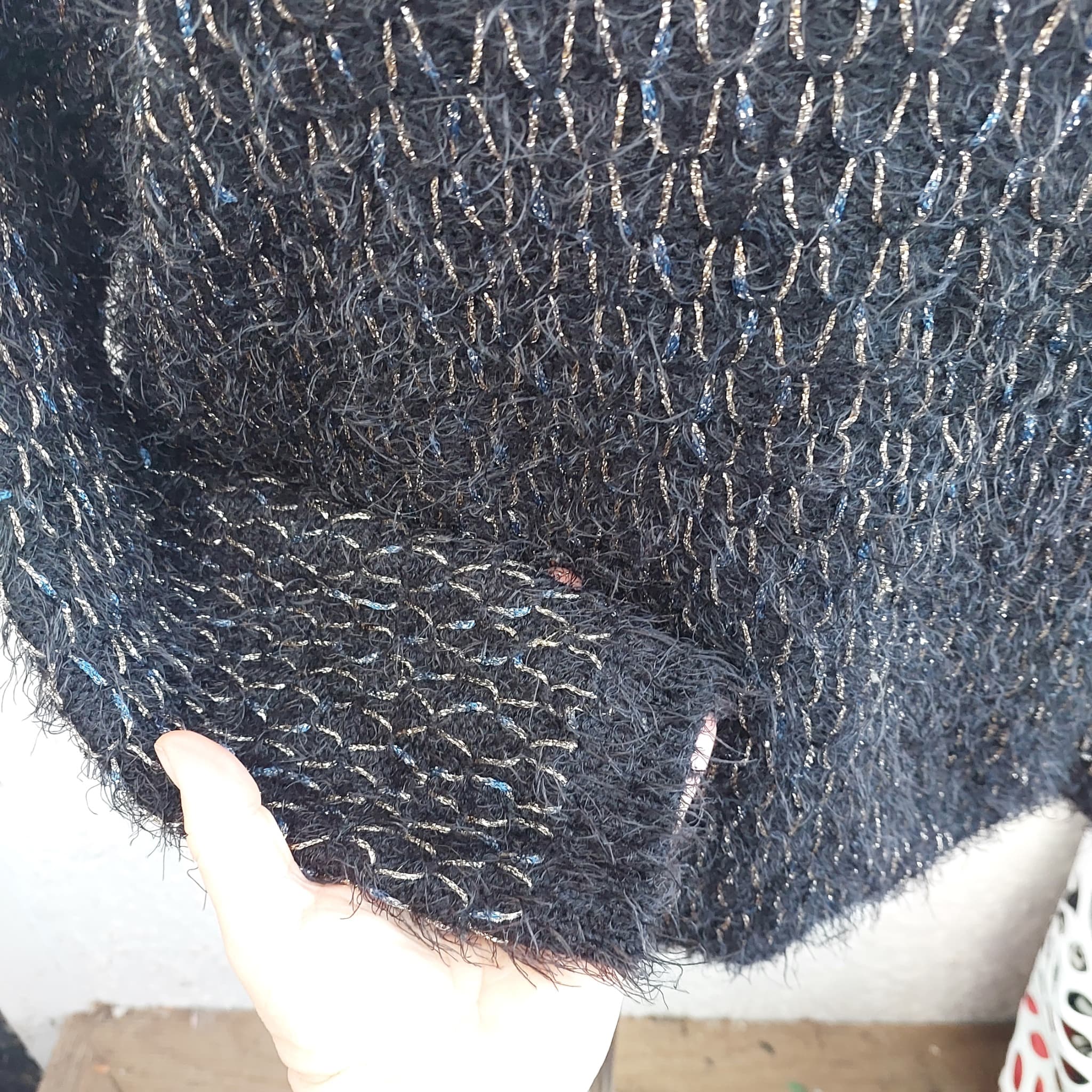 Lavand Fuzzy Knit Sweater Black and Gold Metallic Size L — photo 6 of 9