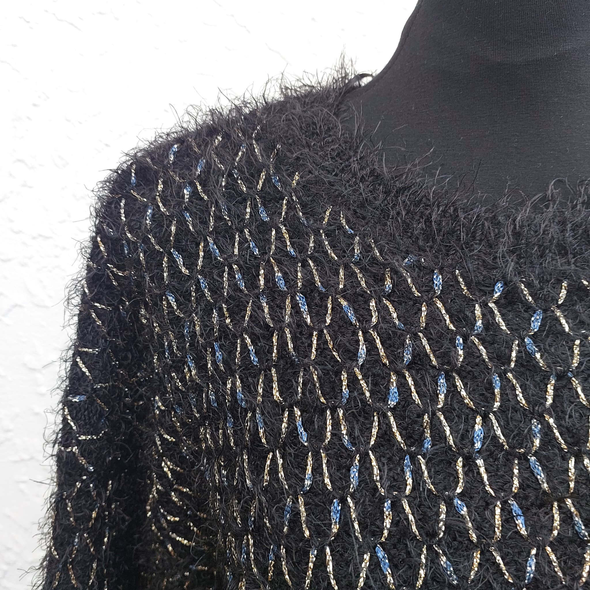 Lavand Fuzzy Knit Sweater Black and Gold Metallic Size L — photo 8 of 9