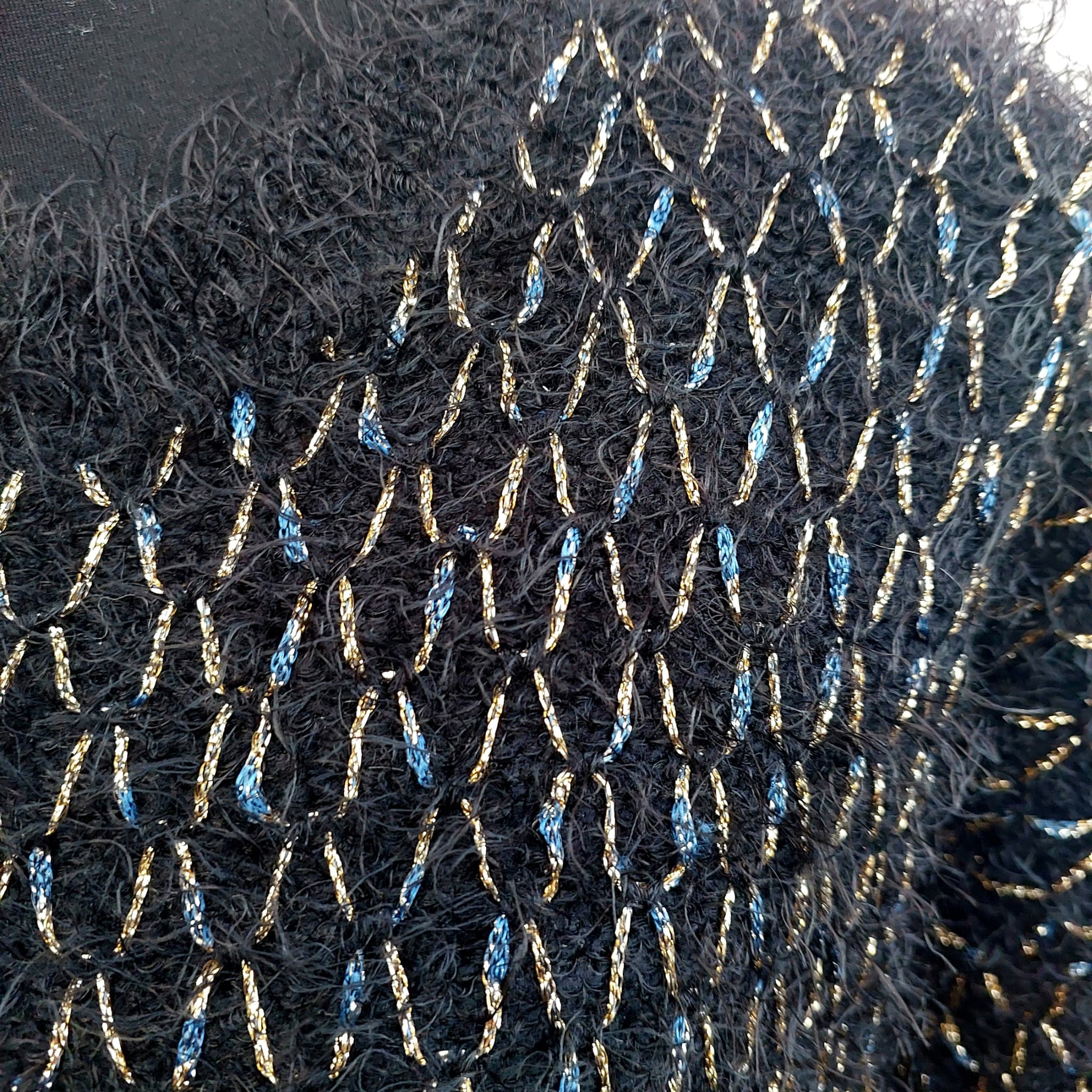 Lavand Fuzzy Knit Sweater Black and Gold Metallic Size L — photo 9 of 9