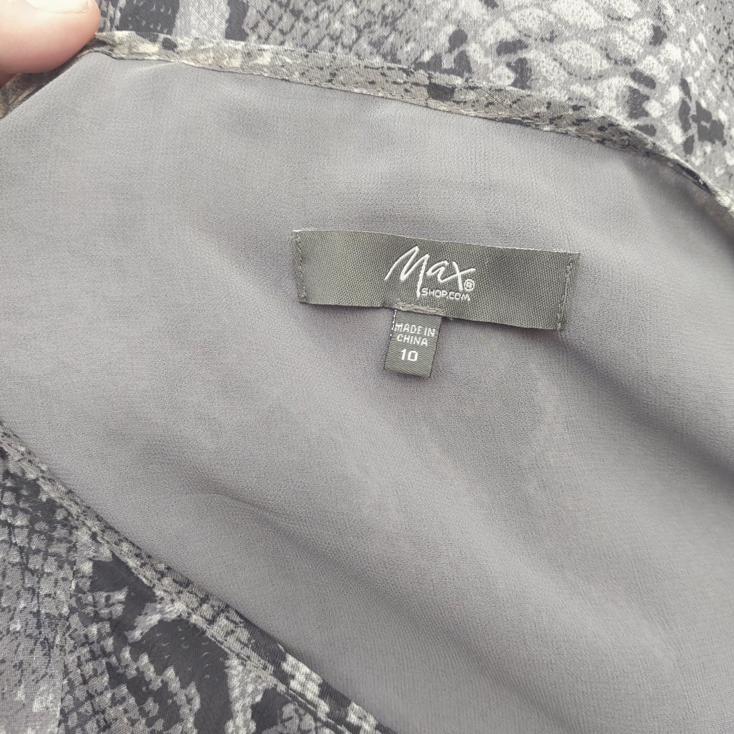 Max Chiffon Dress, Snakeskin Print, Size 10 — photo 4 of 10