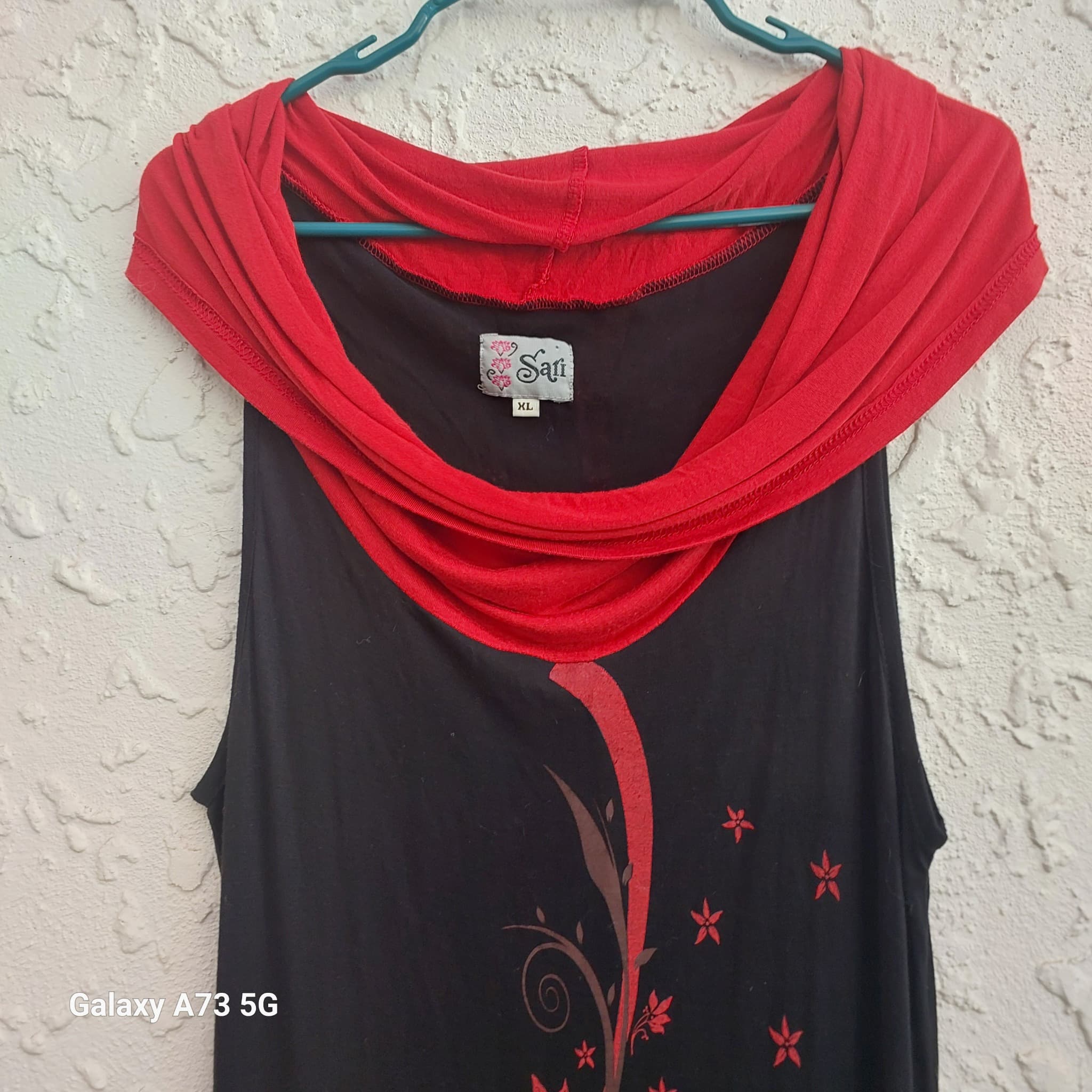 Sari Cowl Neck Dress, Black and Red, Floral Print, Size XL — photo 2 of 10
