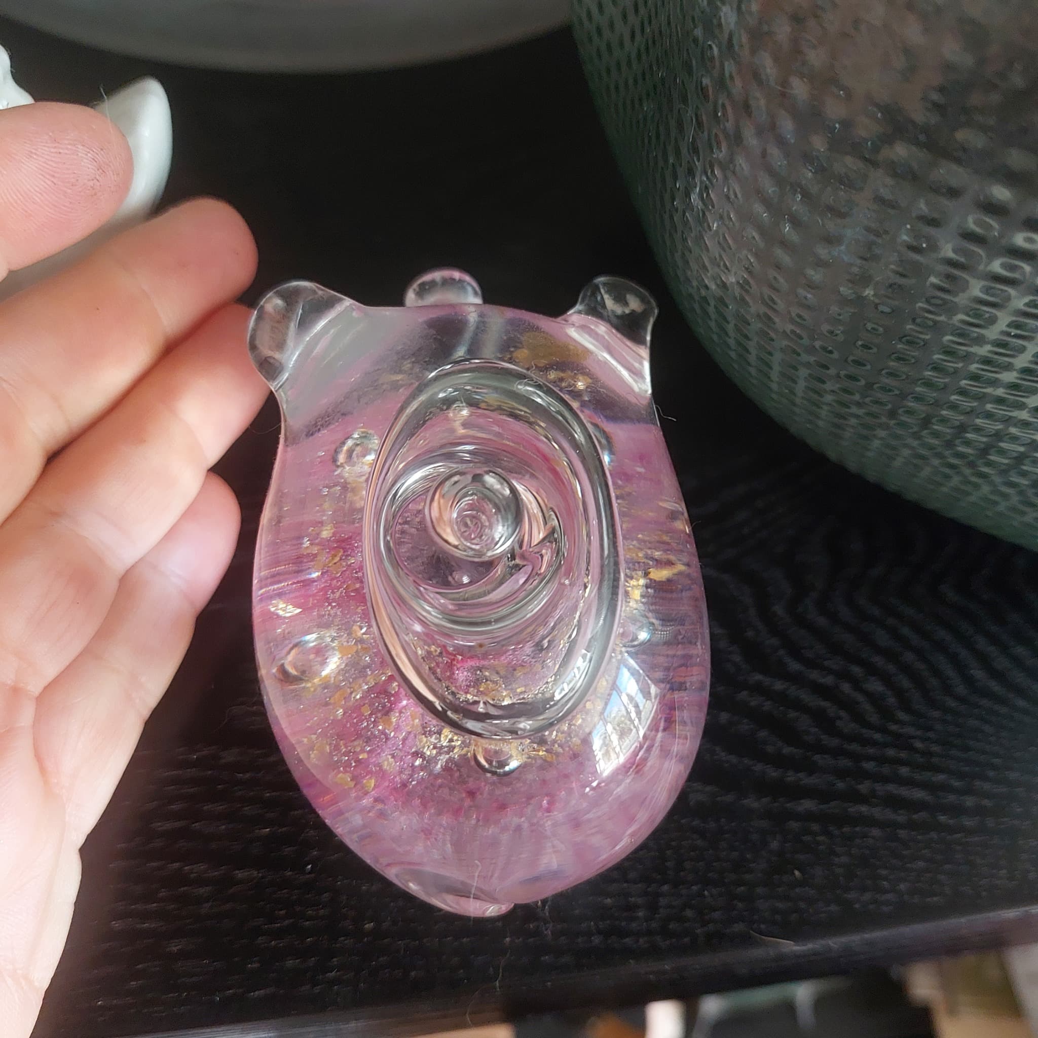 Smashing Art Glass NZ Pig Figurine, Clear with Pink and Gold Fleck — photo 6 of 6