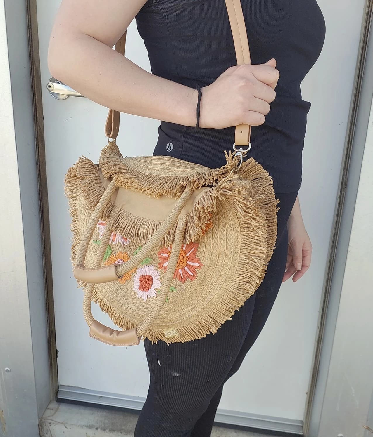 SUDA by design Straw Round Bag, Floral Embroidery, Natural — photo 3 of 10