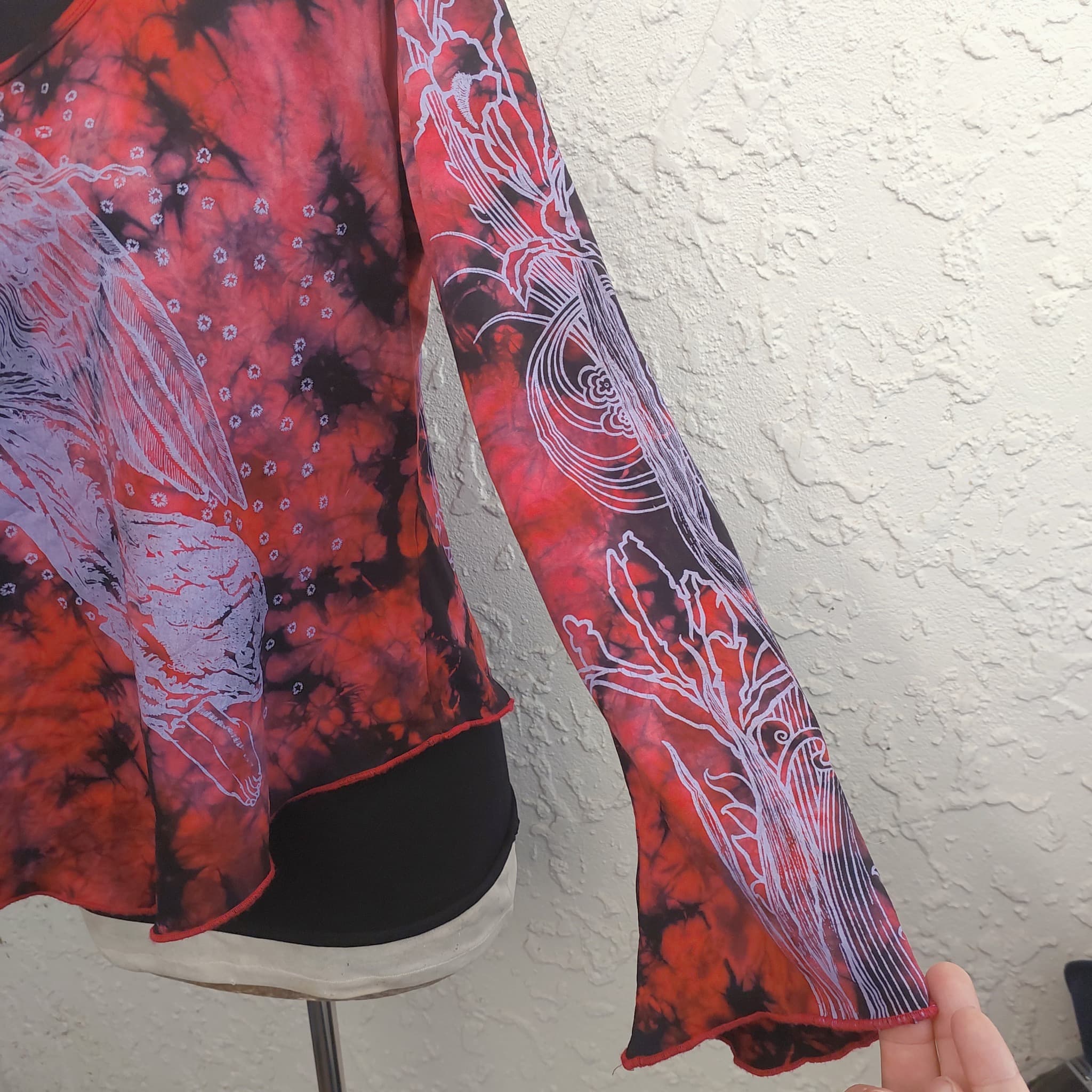 Vintage 90s Y2K Long Sleeve Top, Red Black Tie Dye, Angel Graphic — photo 3 of 10