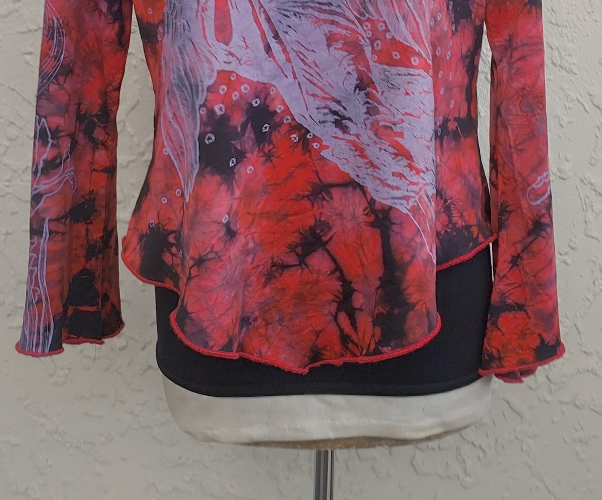Vintage 90s Y2K Long Sleeve Top, Red Black Tie Dye, Angel Graphic — photo 10 of 10
