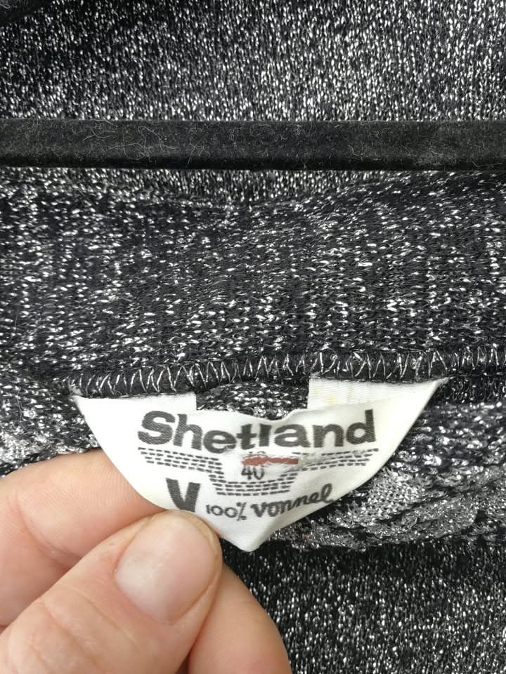 Vintage SHETLAND Knit Sweater, Metallic Silver and Black, Size 40 — photo 5 of 6