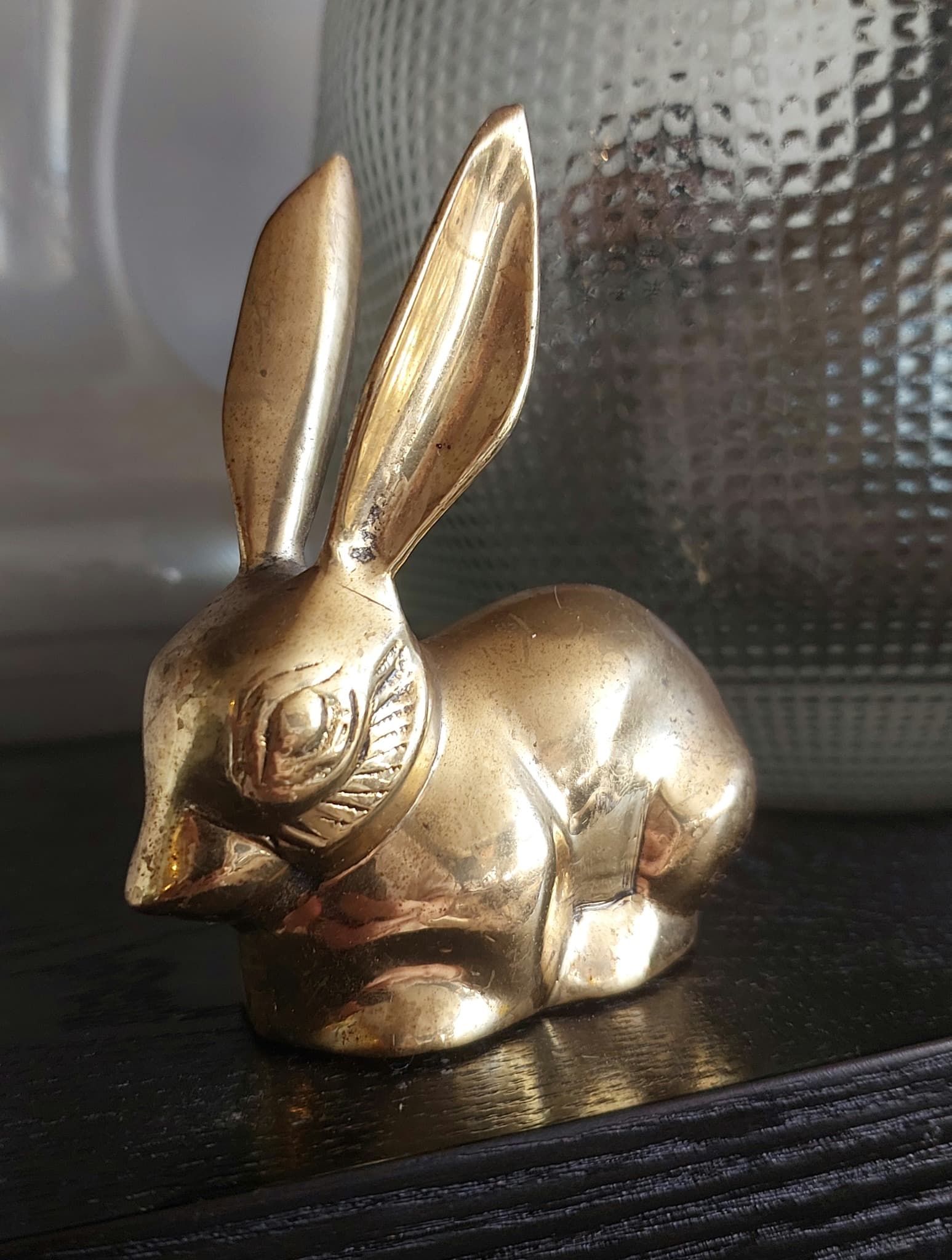 Vintage Solid Brass Sitting Rabbit Figurine, Gold β photo 2 of 9