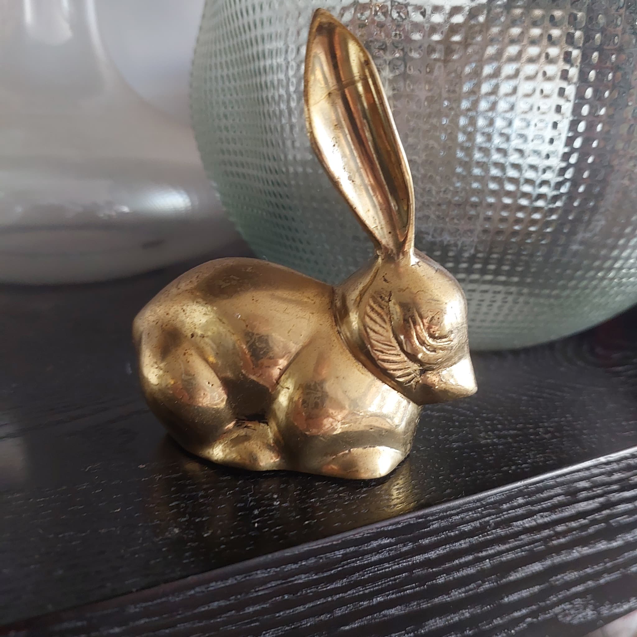 Vintage Solid Brass Sitting Rabbit Figurine, Gold β photo 8 of 9