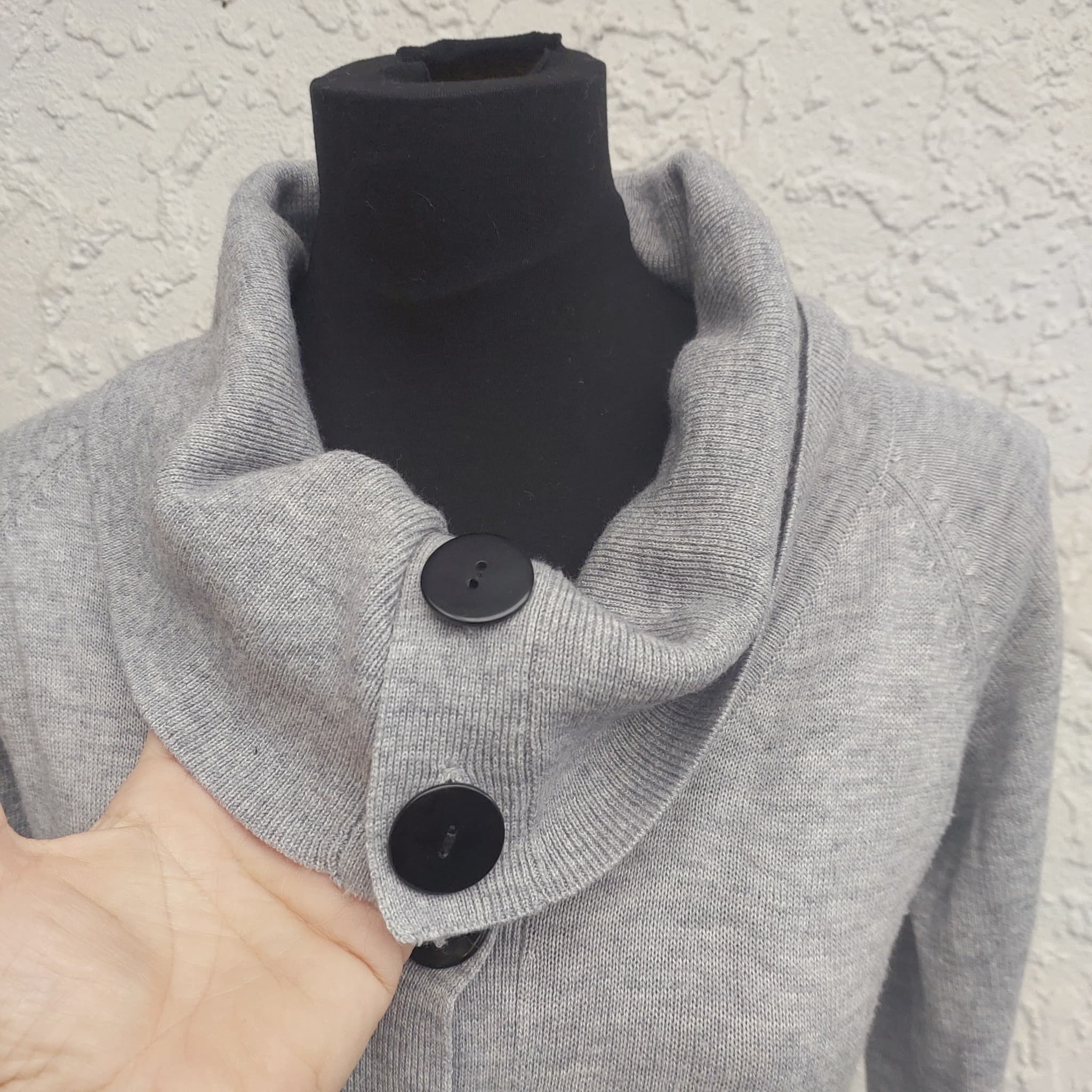 Vintage Y2K Sápa Grey Cowl Neck Cardigan, Button-Front, Size M — photo 10 of 10