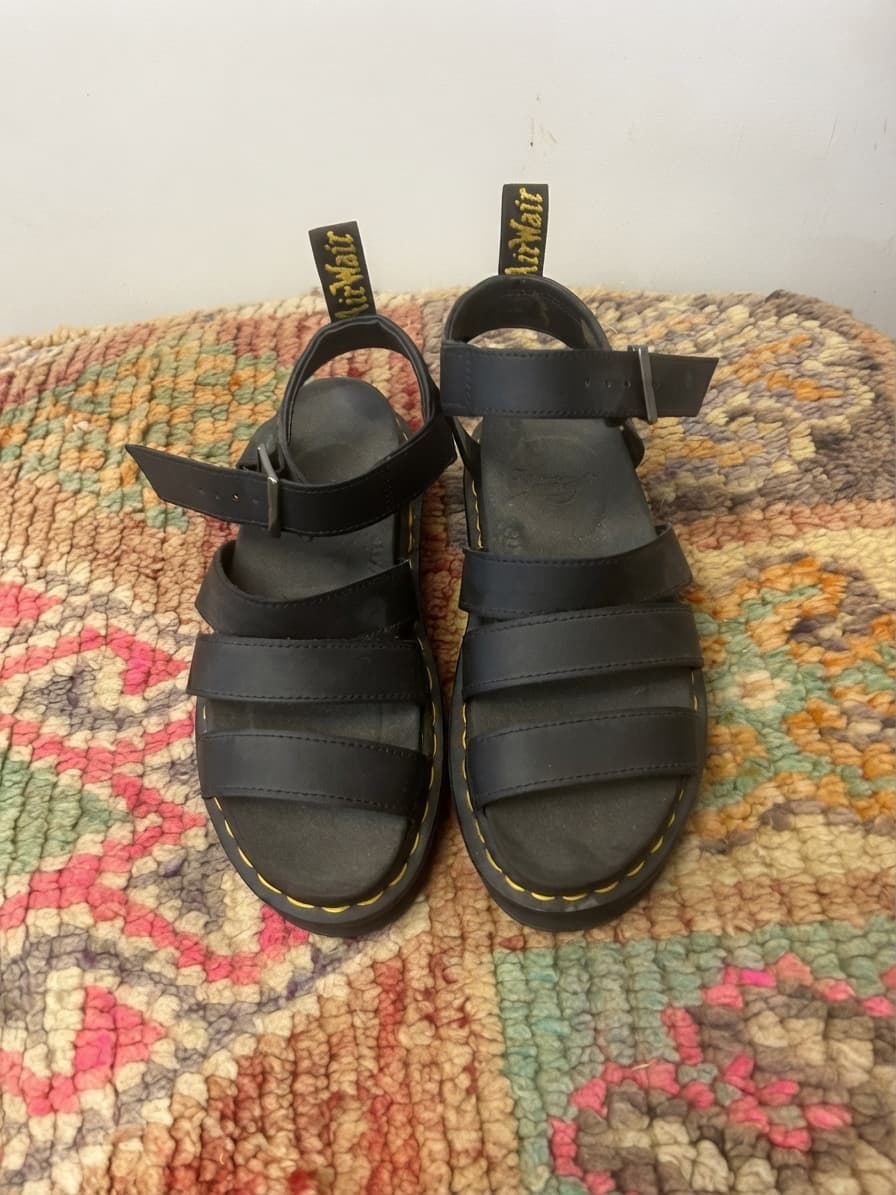 Dr. Martens Blaire Hydro Leather Strap Sandals Black Size 38 — photo 2 of 4