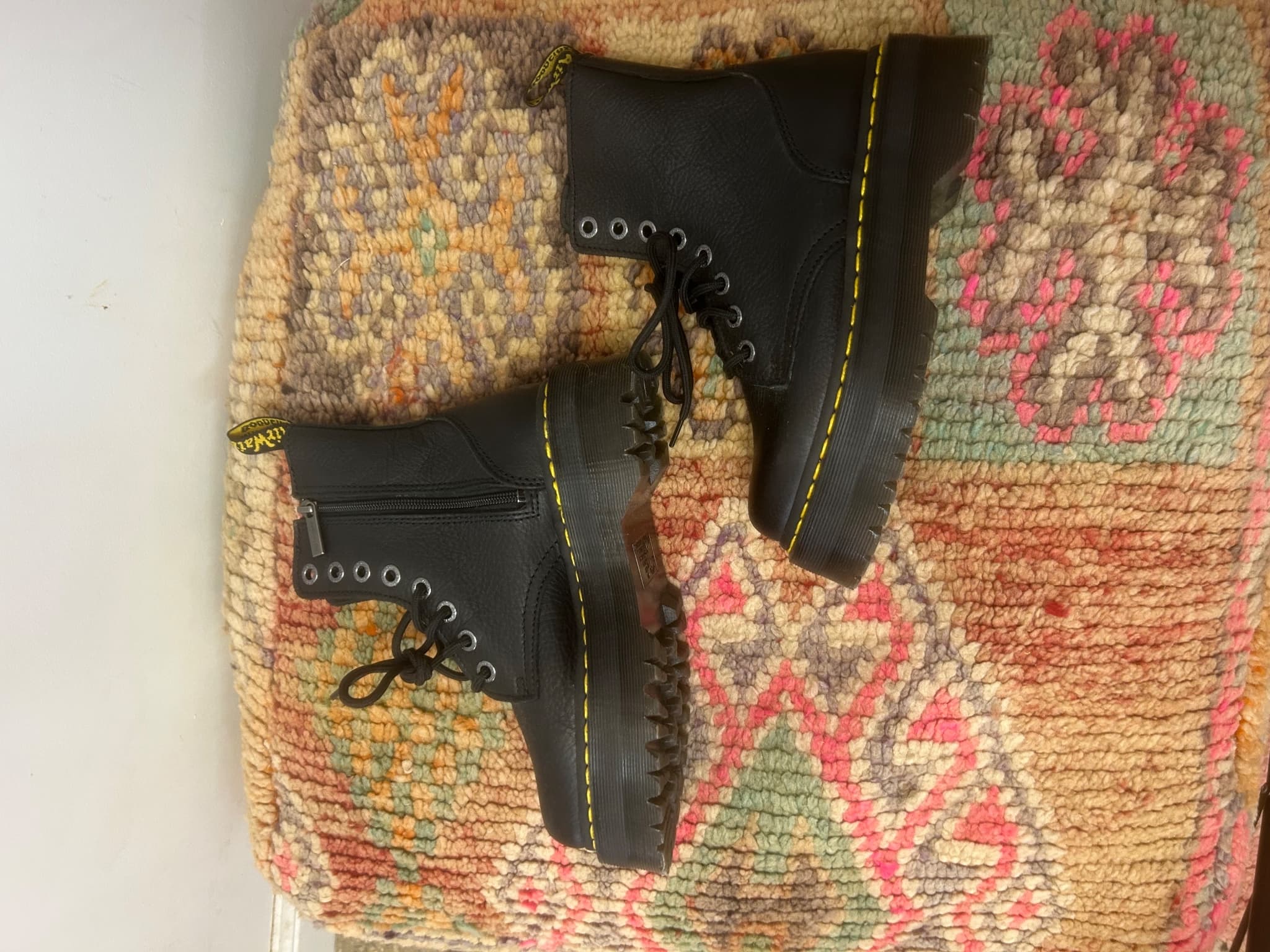 Dr. Martens Jadon III Black Pisa Leather Platform Boots — photo 2 of 7
