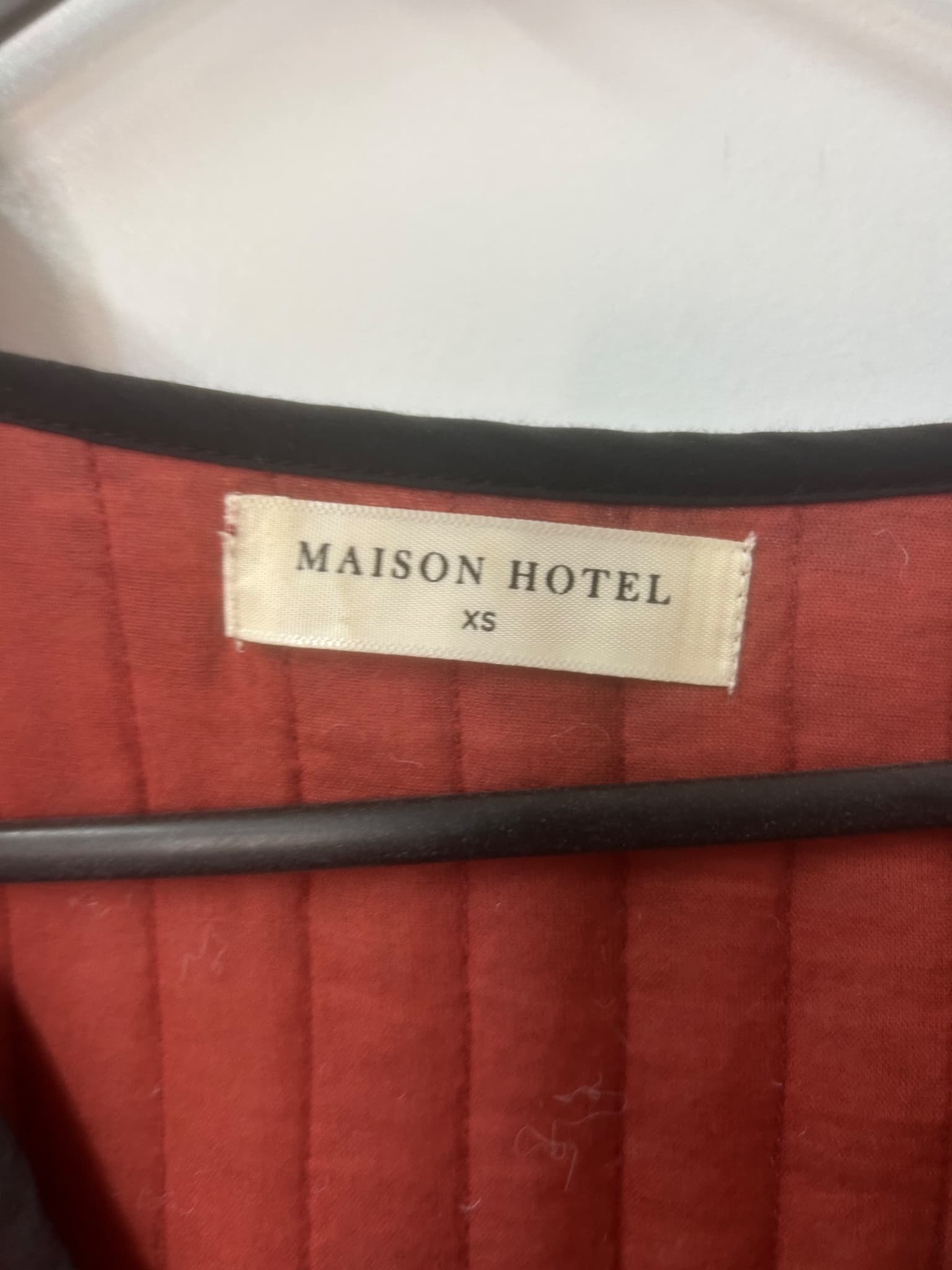 Maison Hotel Dalida Printed V-Neck Maxi Dress Red Black XS — photo 7 of 7