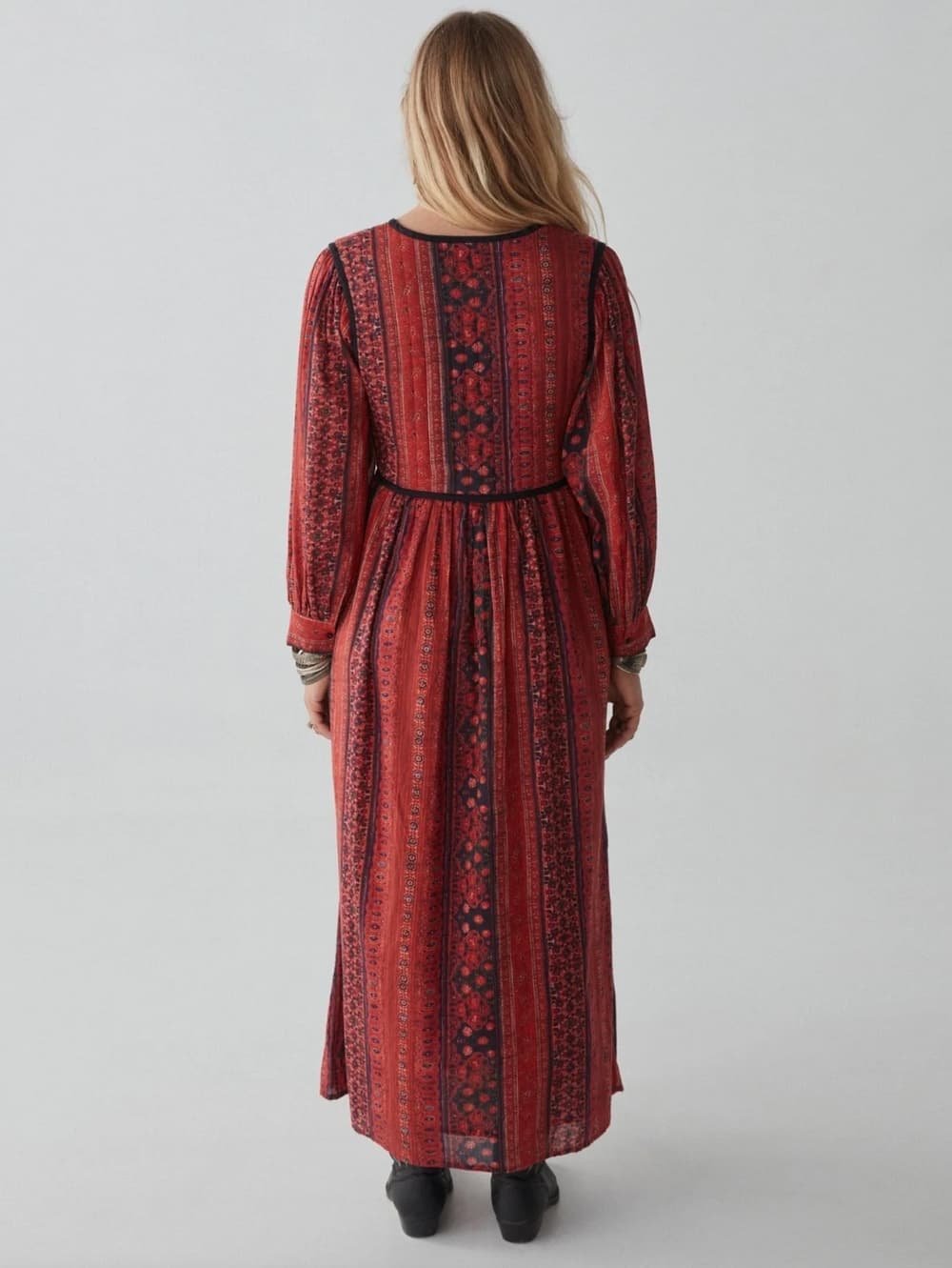 Maison Hotel Dalida Printed V-Neck Maxi Dress Red Black XS — photo 4 of 7