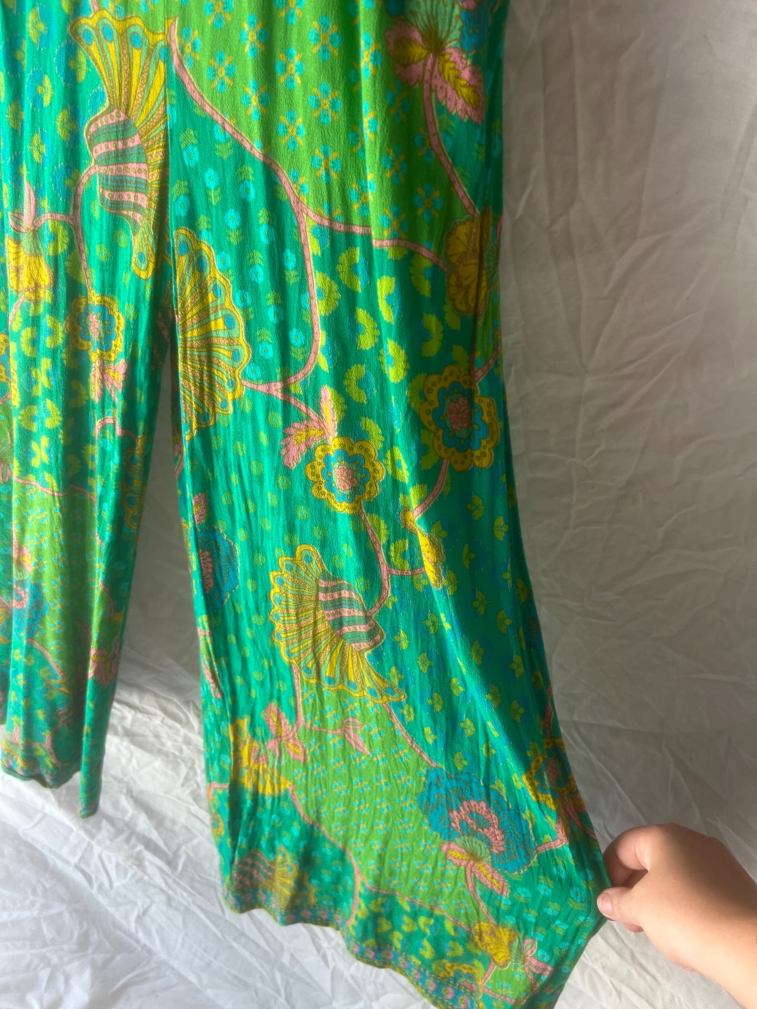 Nine Lives Bazaar Floral Jumpsuit Green Women's Size 8 — photo 4 of 10