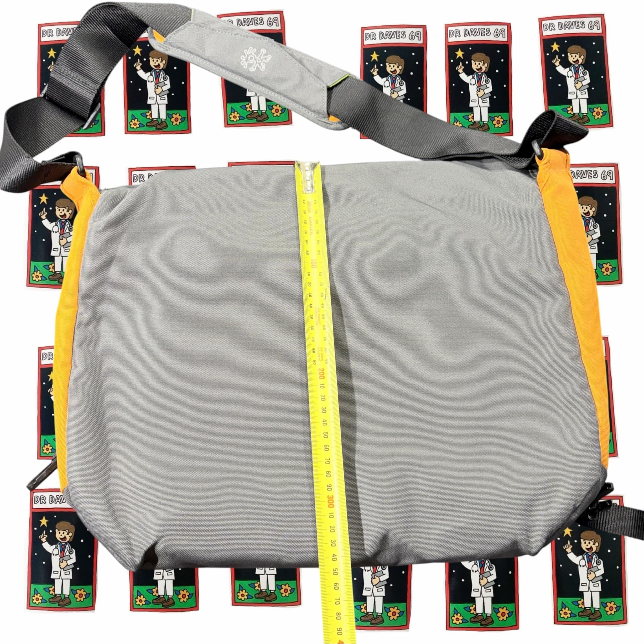 Crumpler Messenger Bag Grey And Orange — photo 6 of 6