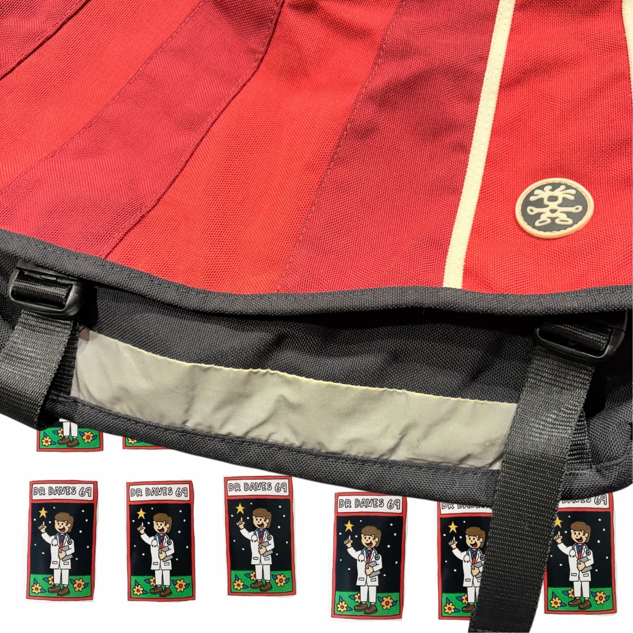 Crumpler The Barney Rustle Blanket Messenger Bag Red Grey — photo 2 of 7