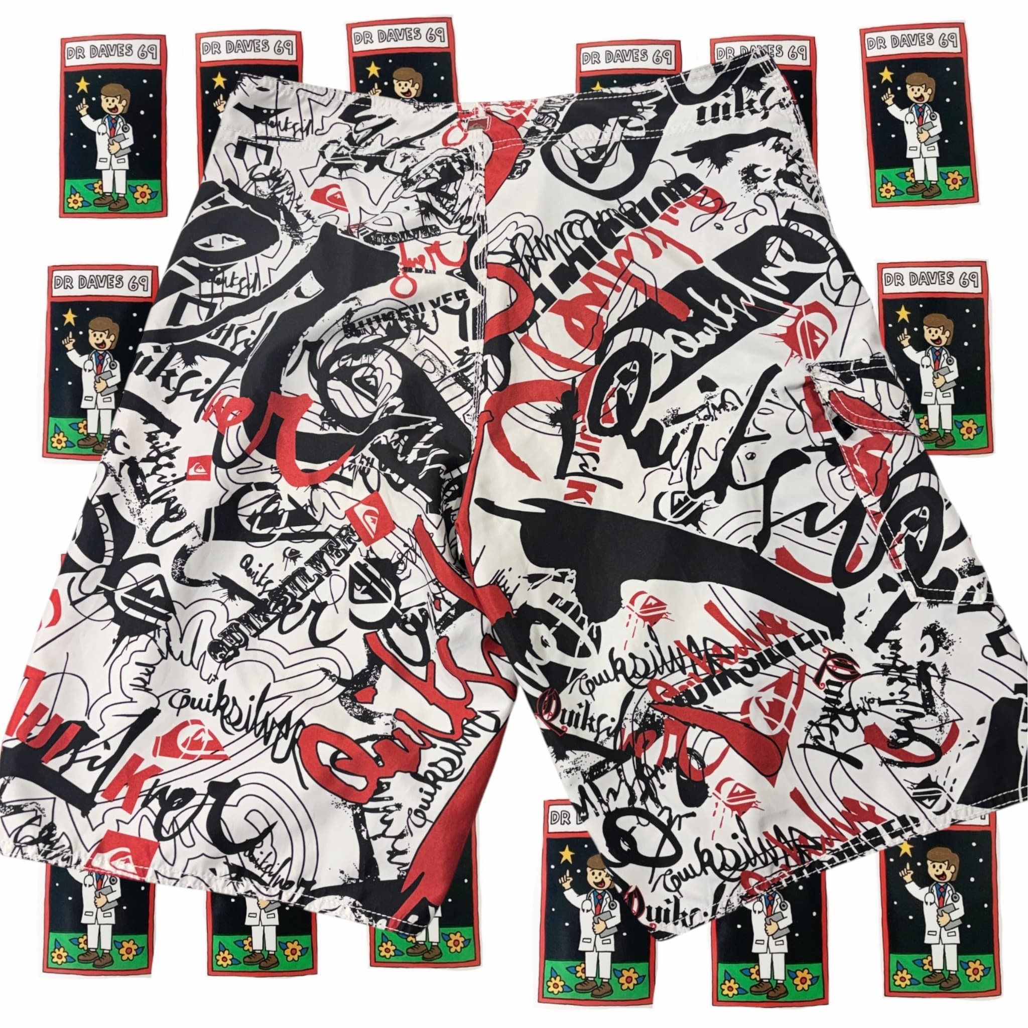 Y2K Quiksilver Boardshorts Size 30-32 — photo 2 of 4