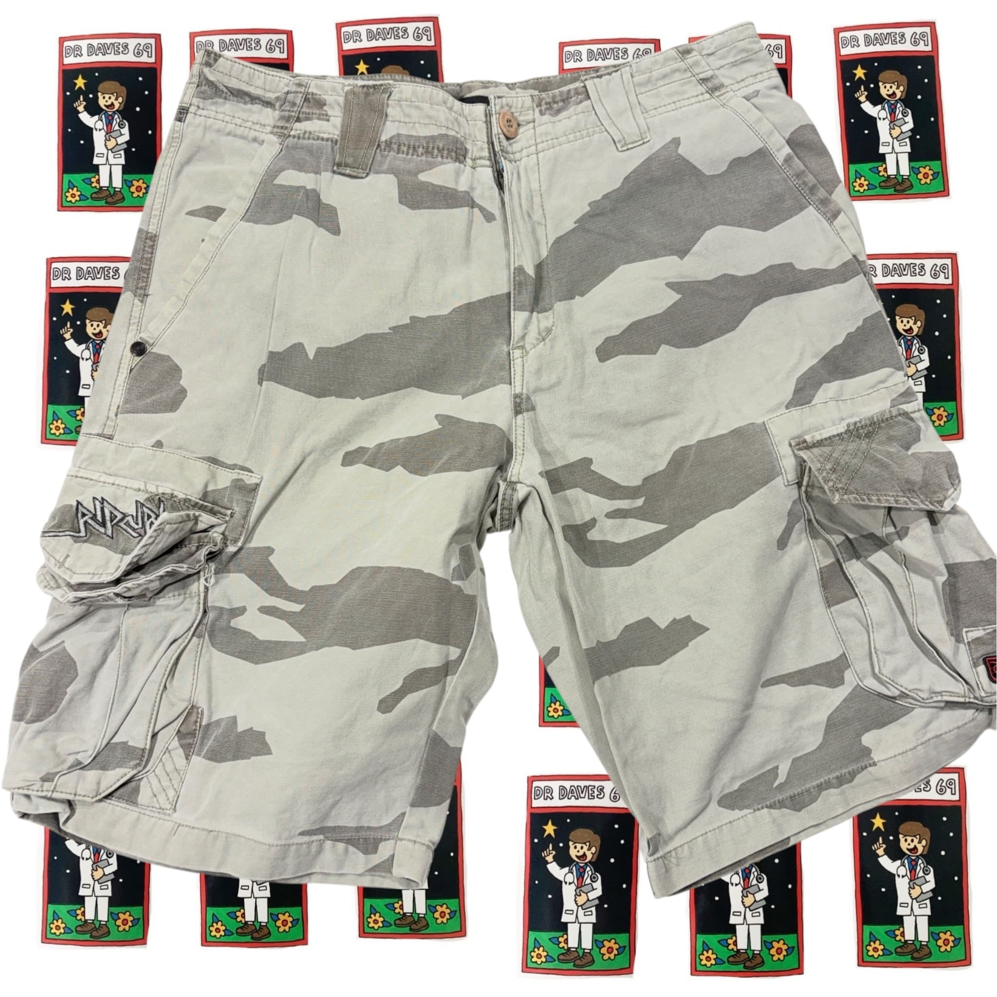 Y2K Rip Curl Cargo Shorts Size 34 — photo 1 of 5