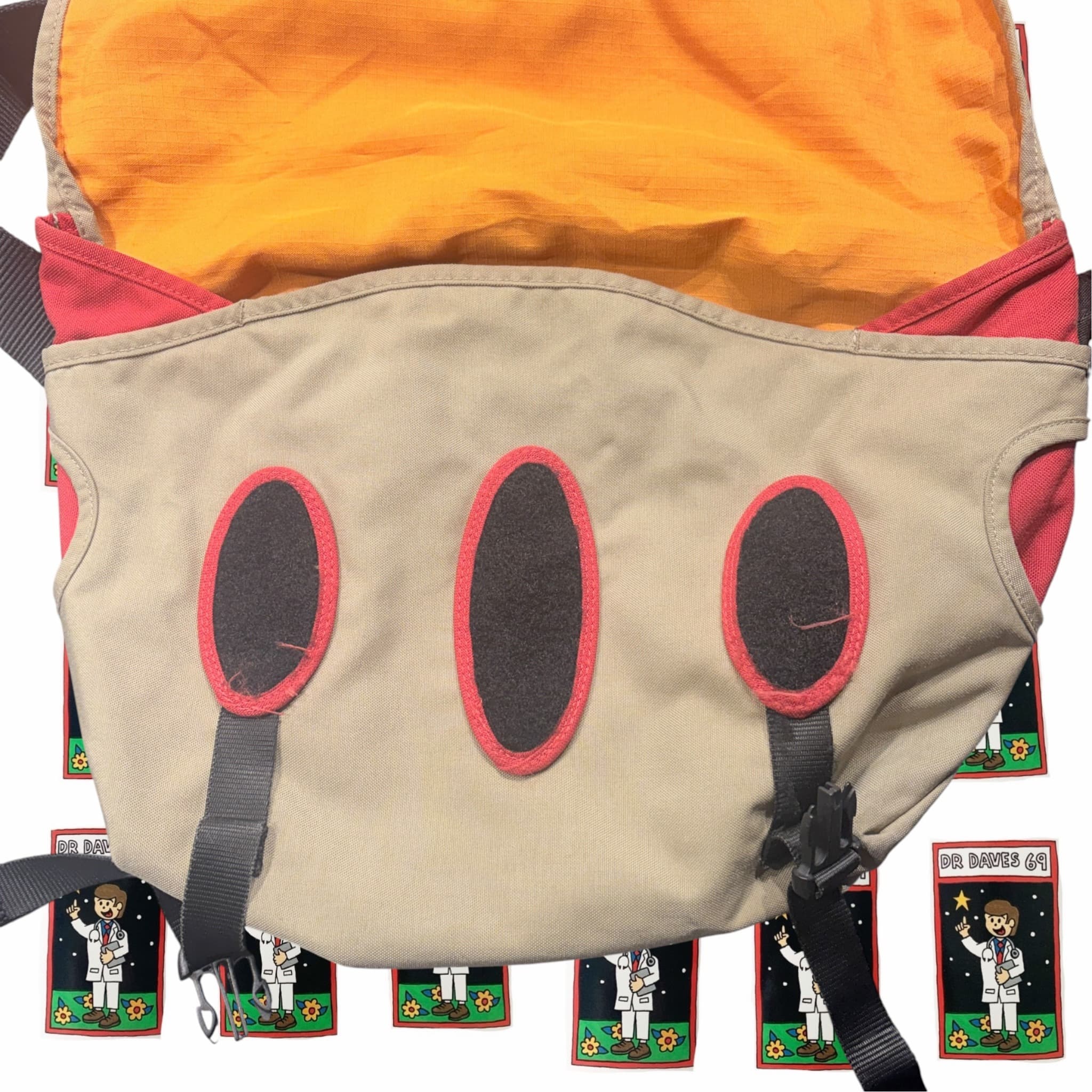 The Hoax Messenger Bag Beige — photo 4 of 7
