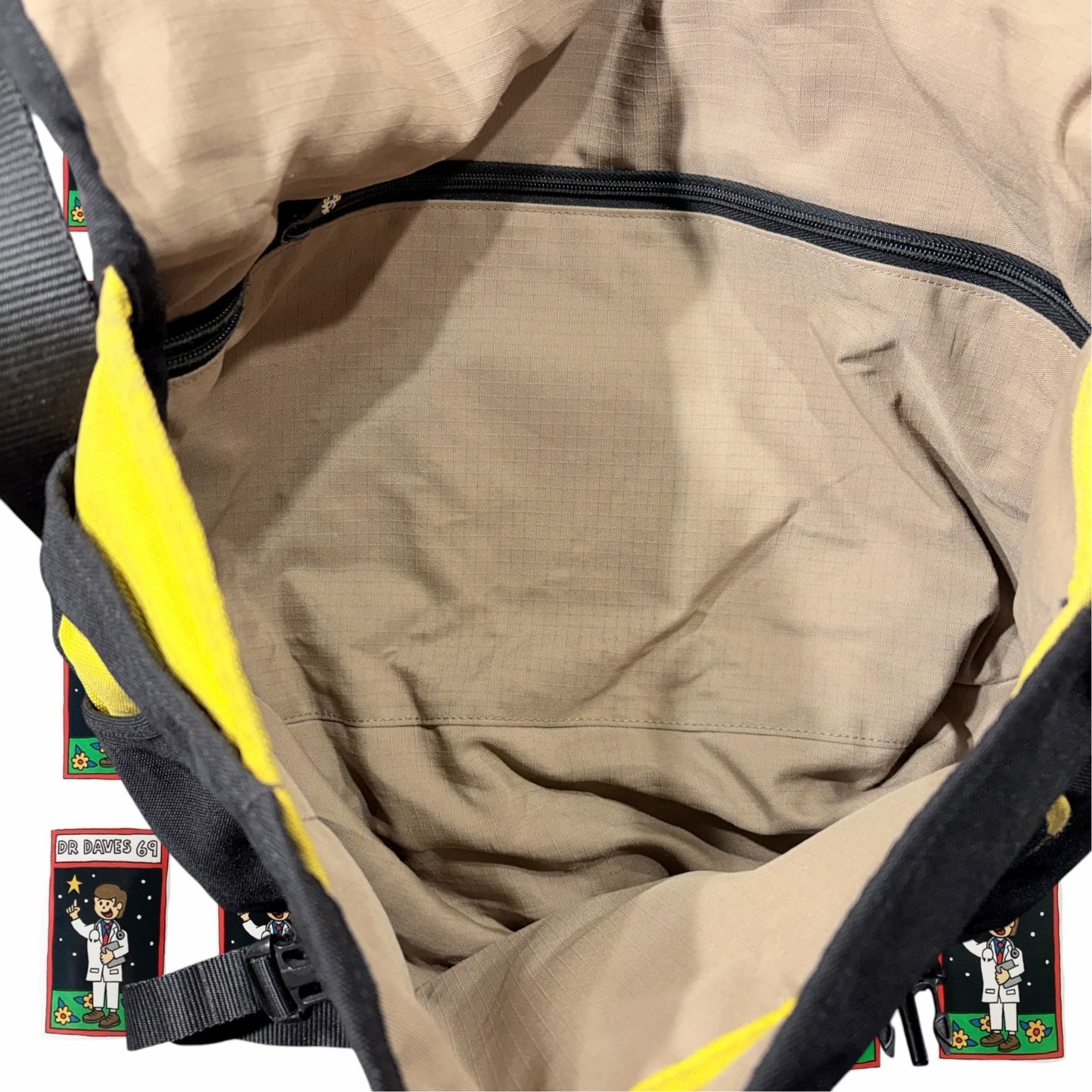 The Hoax Messenger Bag Grey — photo 6 of 8