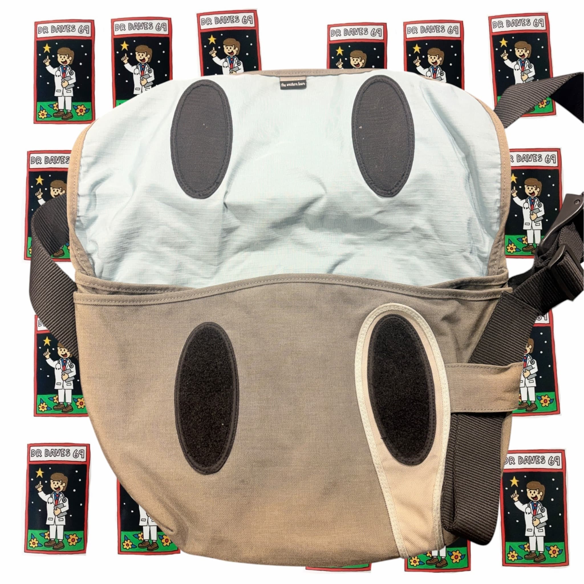 The Western Lawn Messenger Bag Beige — photo 4 of 9