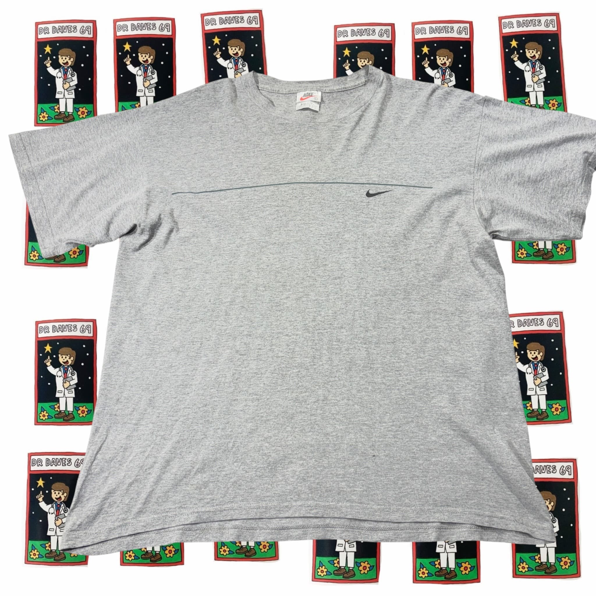 Vintage 90s Nike Niketown USA Grey T-Shirt — photo 1 of 6