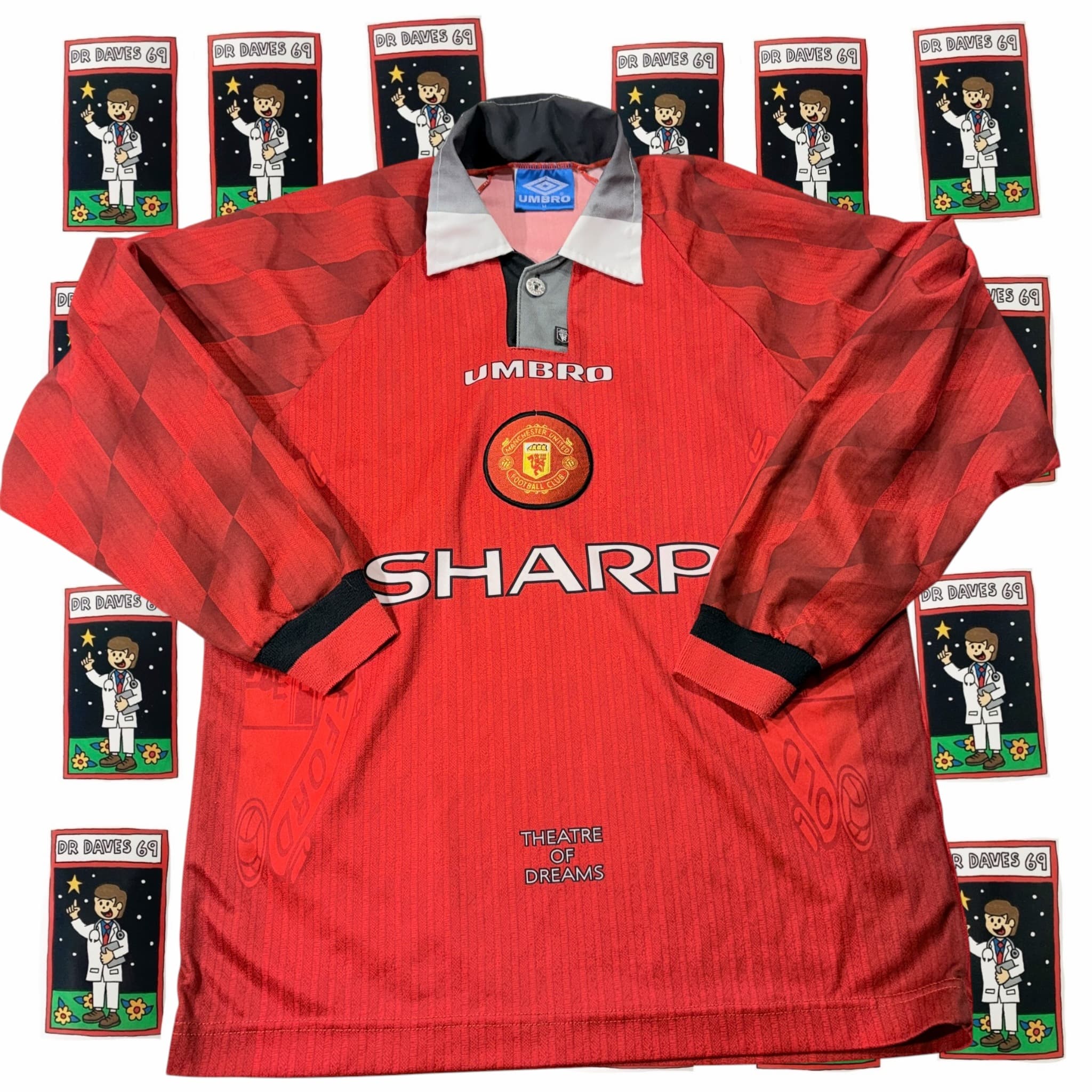 Vintage 90s Umbro Manchester United Cantona 7 Long Sleeve Jersey — photo 1 of 8
