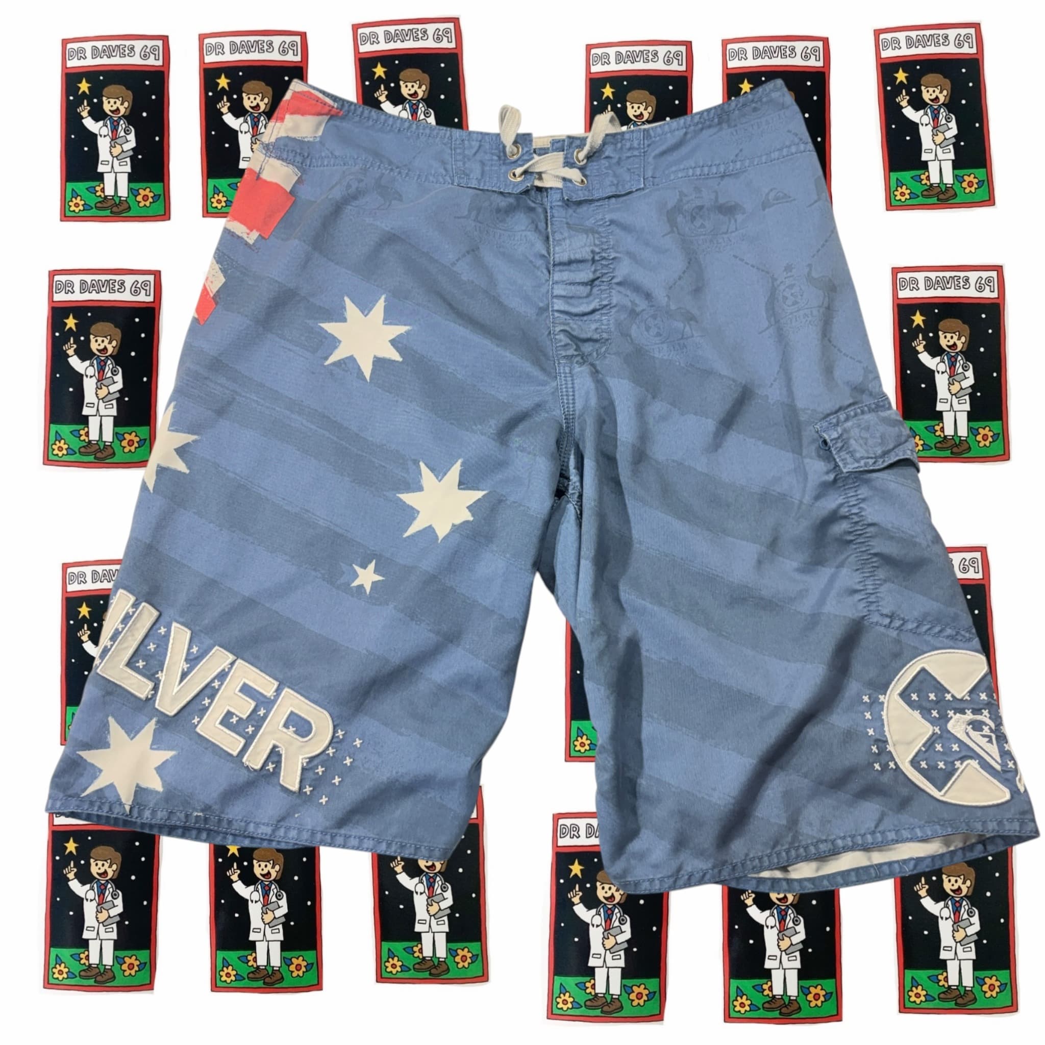 Y2K Quiksilver Men's Australia Print Boardshorts Size XXS 14/16 — photo 1 of 5