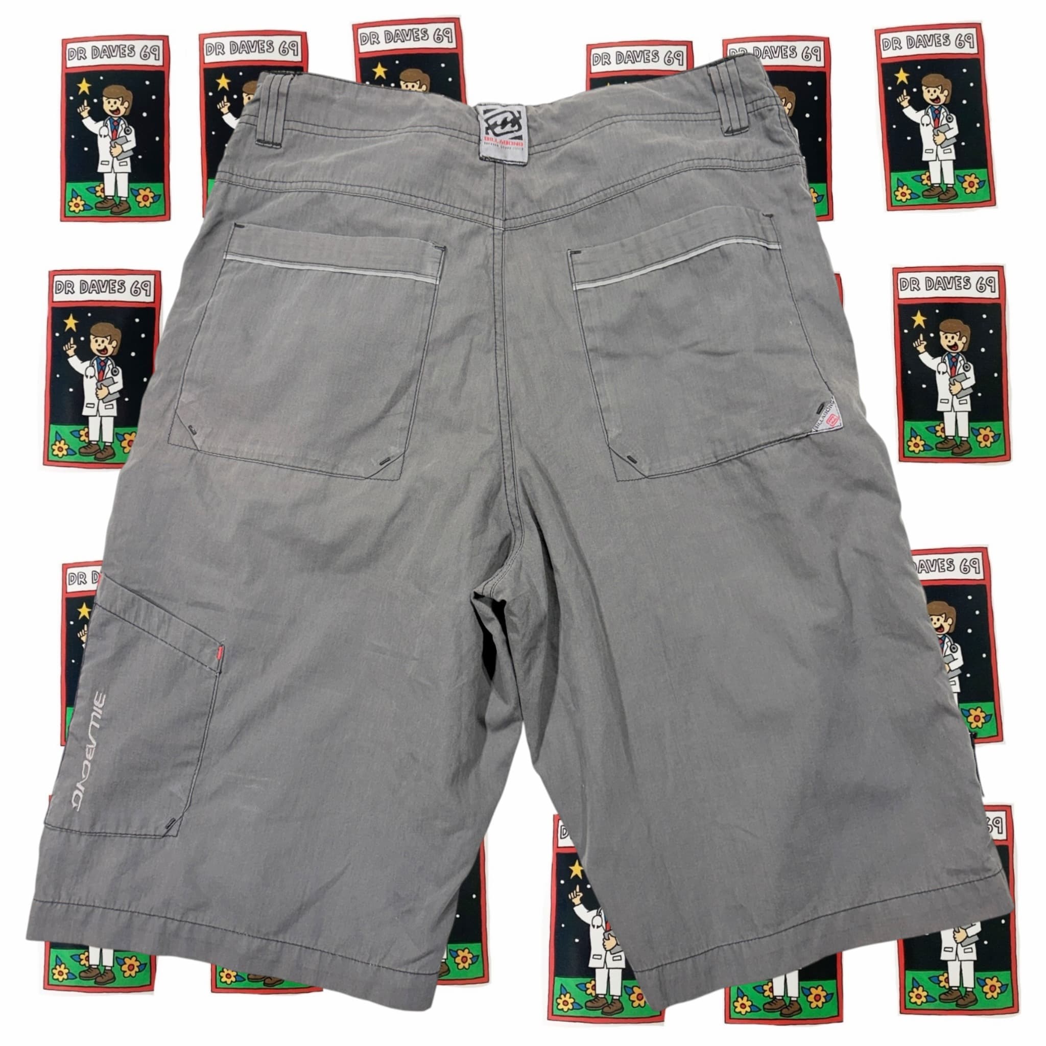 Vintage Billabong Cargo Tech Shorts Size 30 — photo 3 of 6