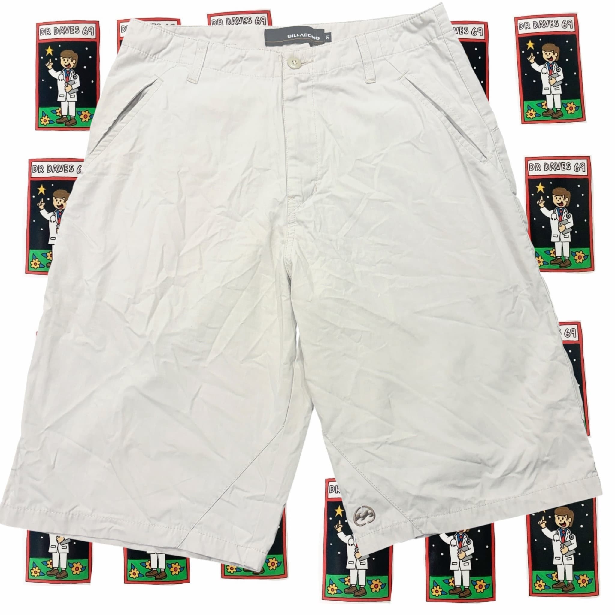 Vintage Billabong Men's Walk shorts Size 31 — photo 1 of 7