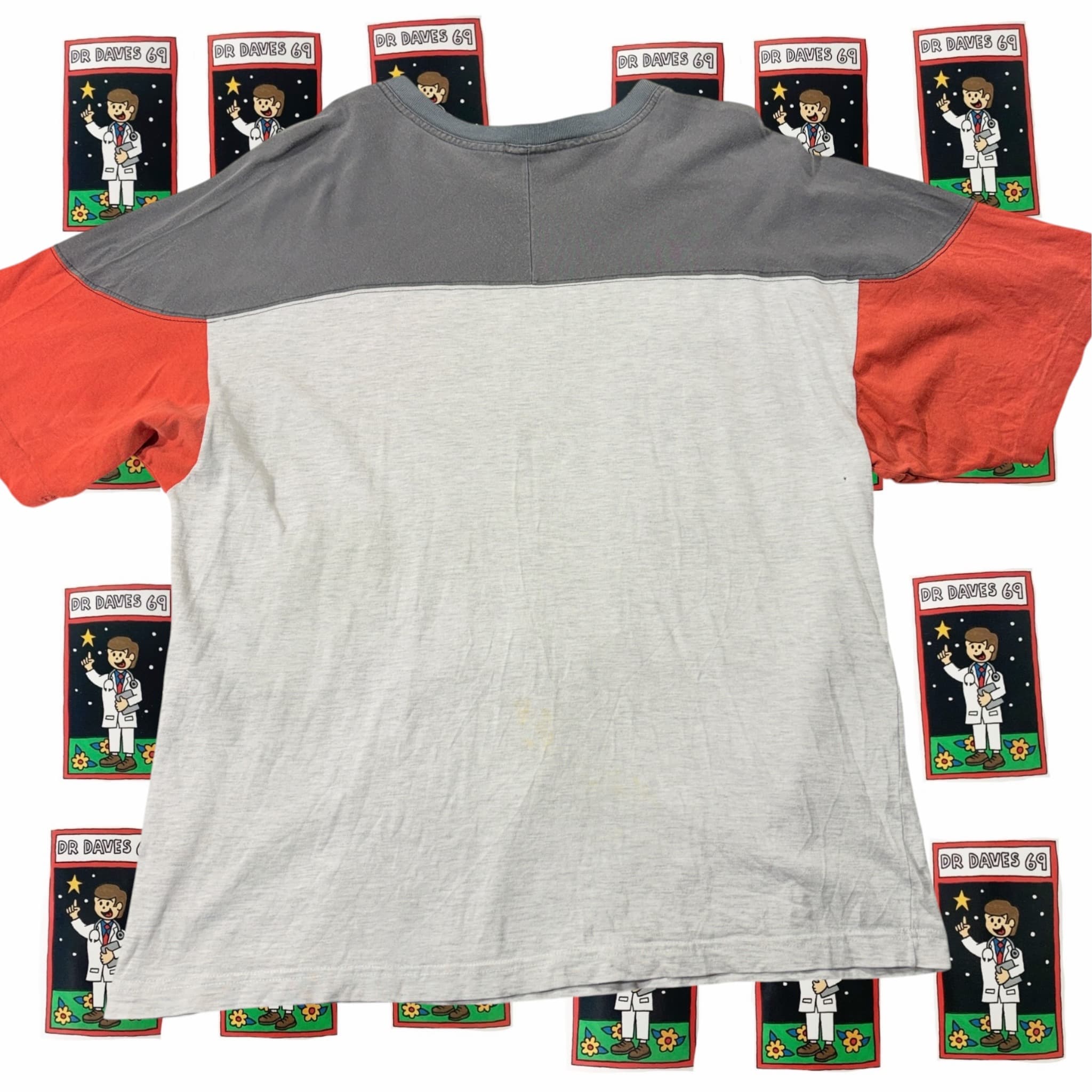 Vintage Essendon Bombers AFL T-Shirt Size XL — photo 4 of 7