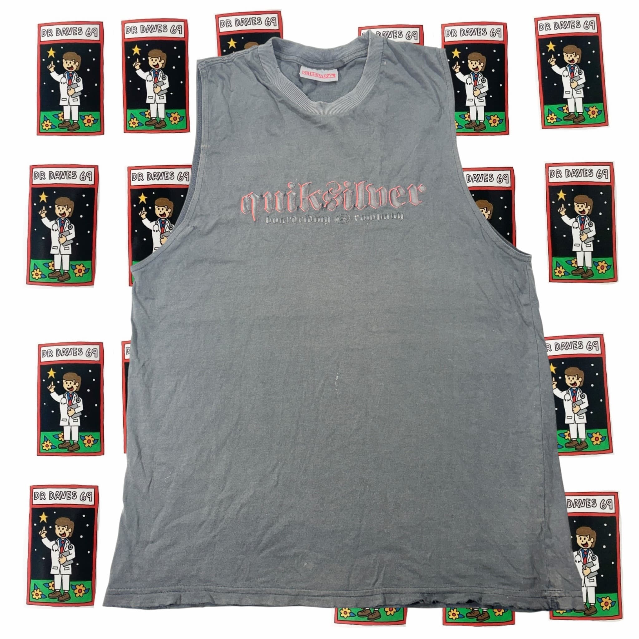 Vintage Quiksilver Boardriding thrashed Sleeveless T-shirt Size S — photo 1 of 5