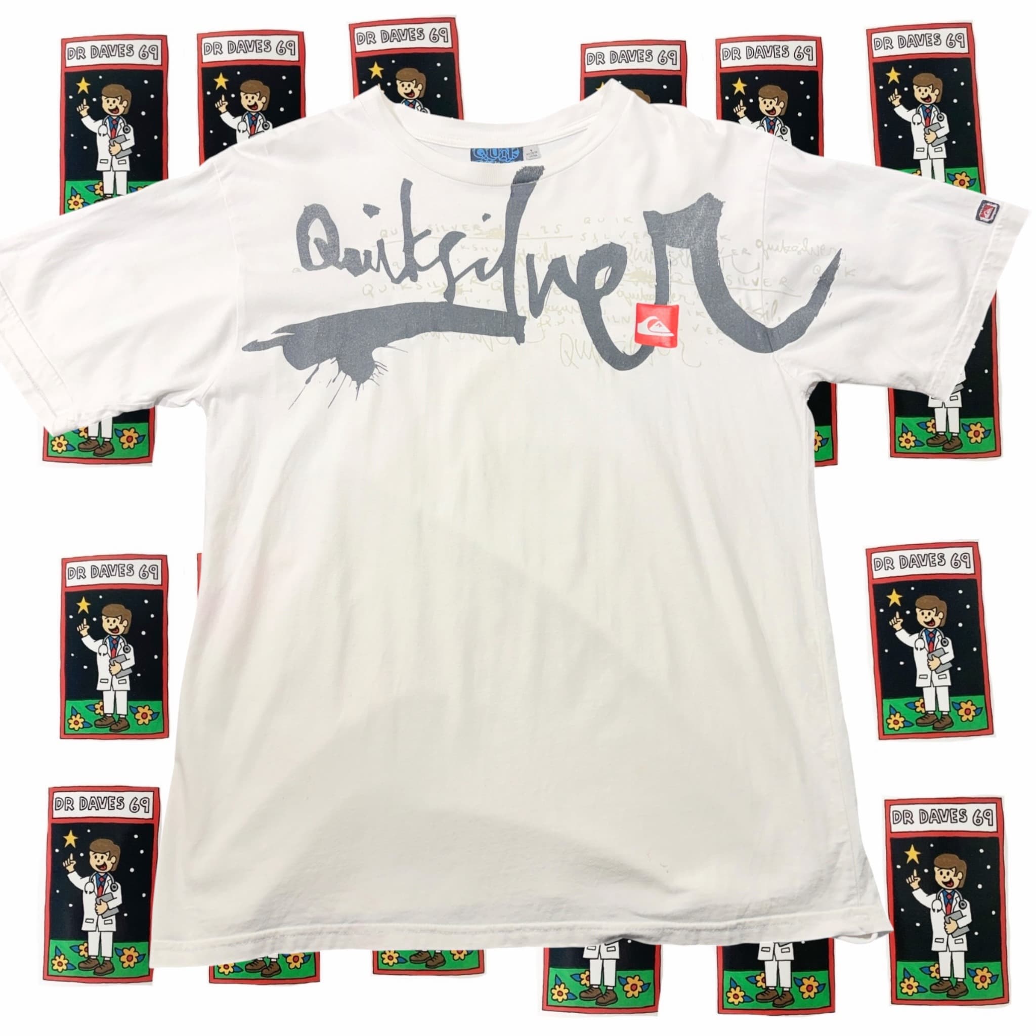 Vintage Quiksilver Graphic Logo T-Shirt White Size S fits M-L