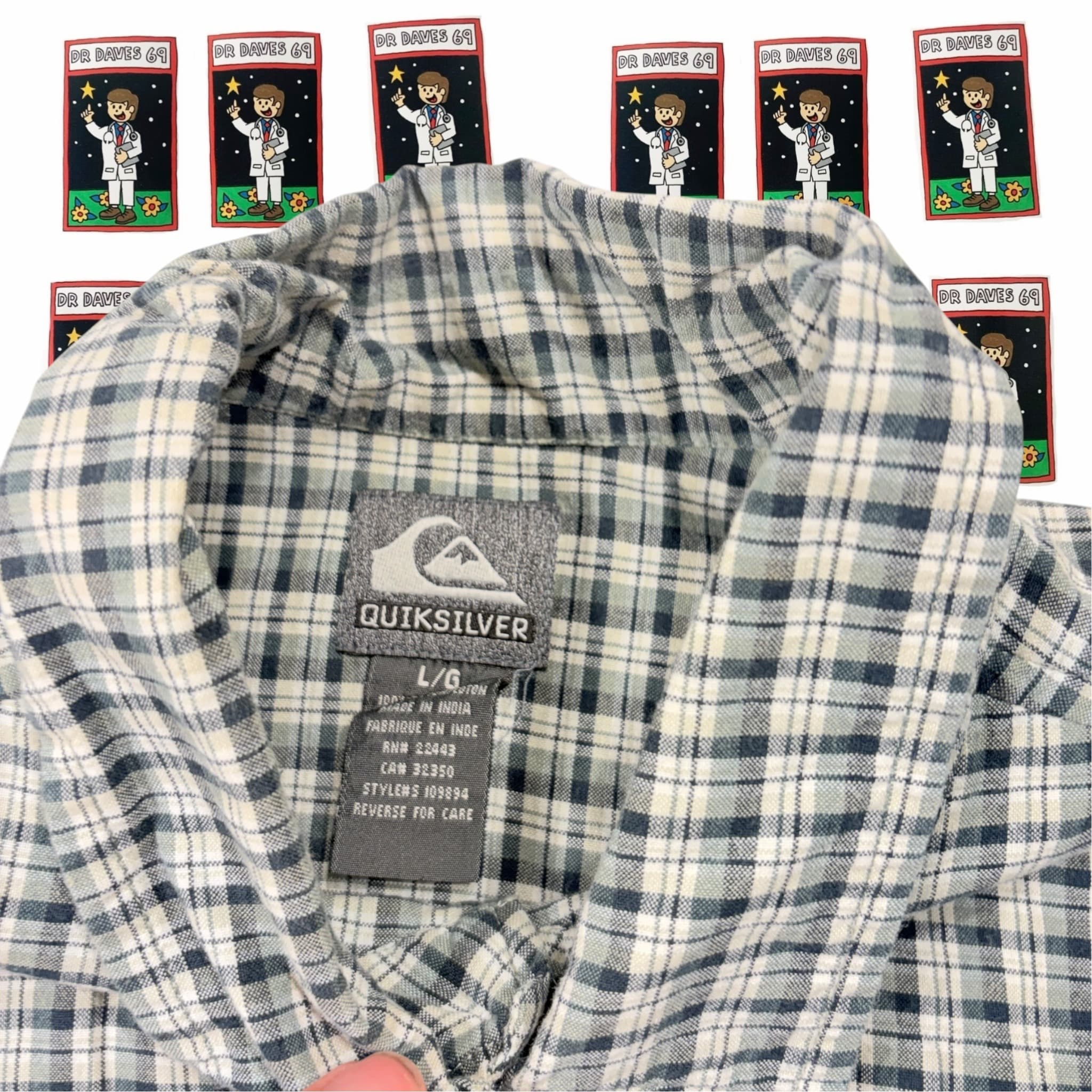 Vintage Quiksilver Plaid Short Sleeve Button Down Shirt Size L — photo 2 of 4
