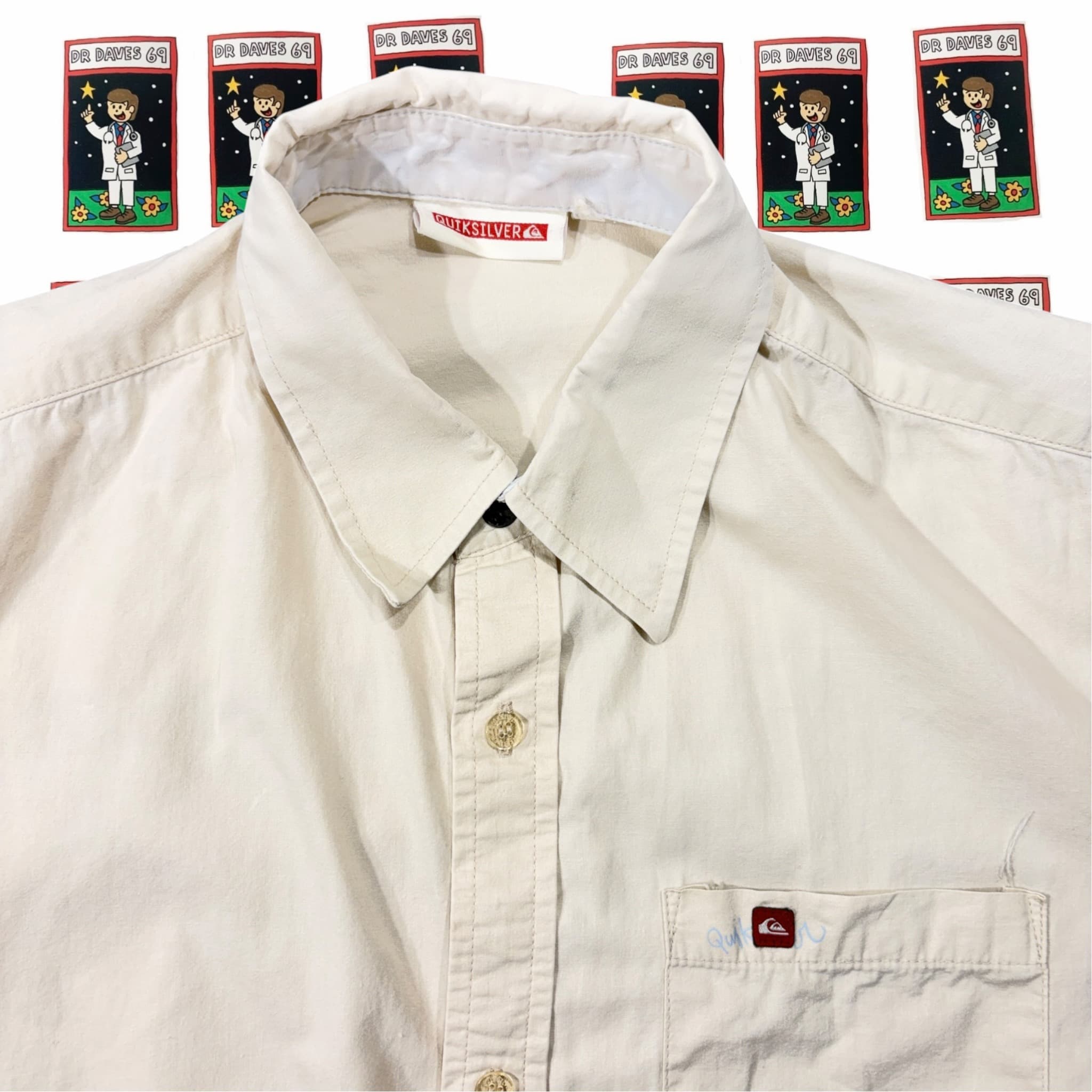 Vintage Y2K Quiksilver Short Sleeve Button-Down Shirt Size S-M — photo 2 of 5