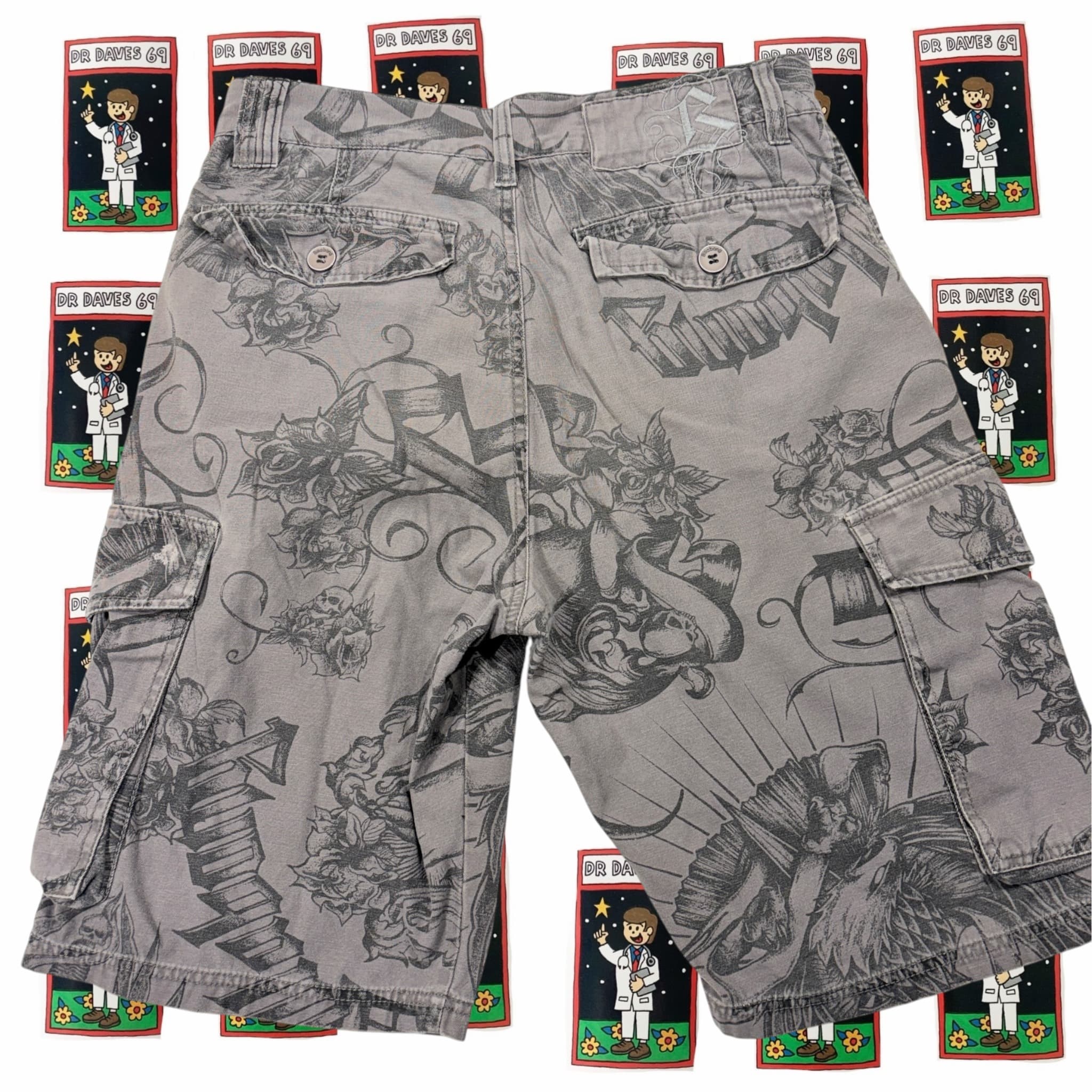 Y2K Billabong Cargo Shorts Size 30 — photo 3 of 7