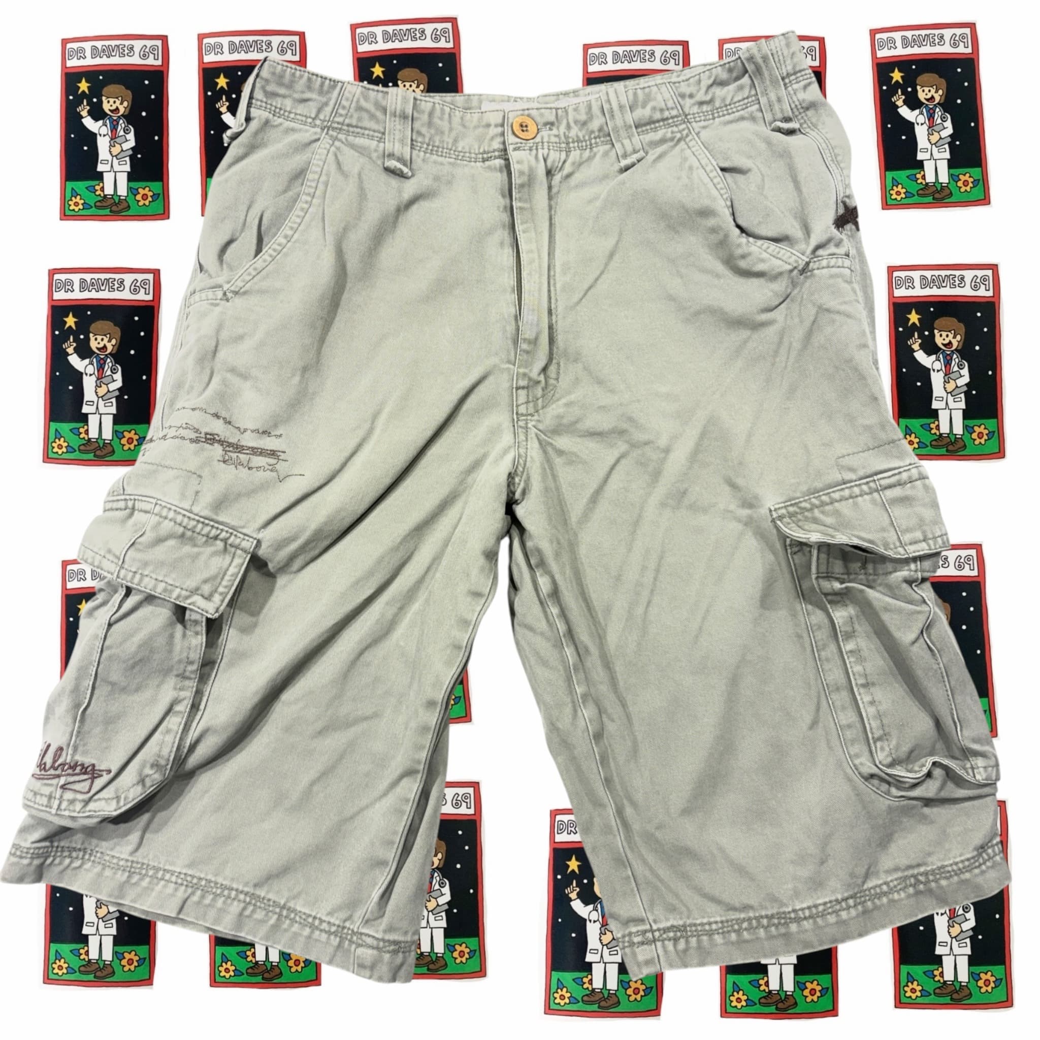 Y2k Billabong Cargo Walkshorts Size 30 — photo 1 of 6