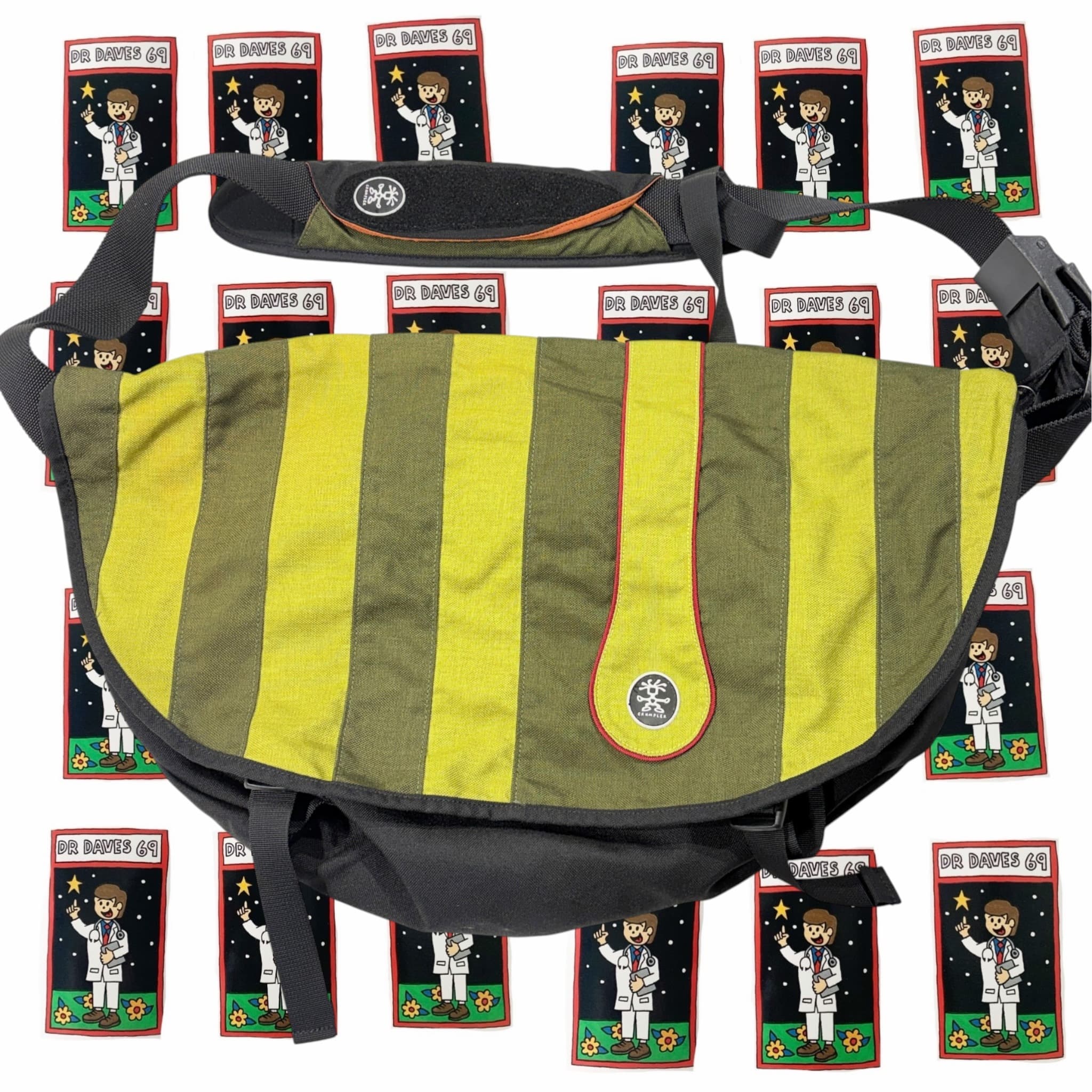 Y2K Crumpler The Seedy Three Messenger Larger Bag — photo 1 of 6