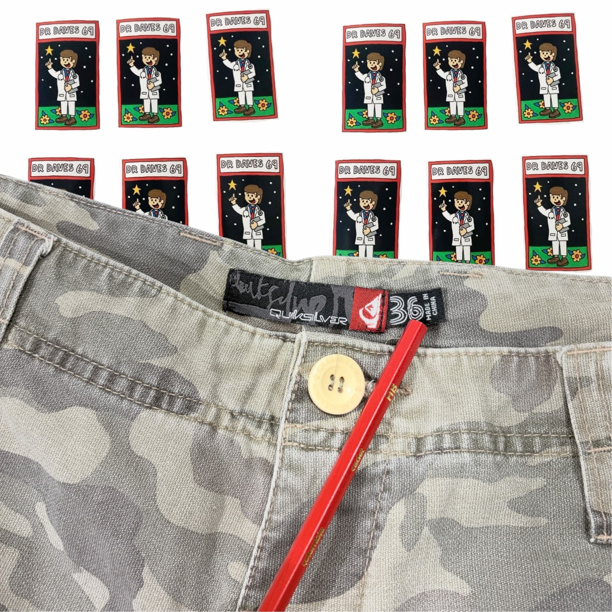 Y2K Quiksilver Camo Cargo Shorts Size 36 — photo 2 of 5