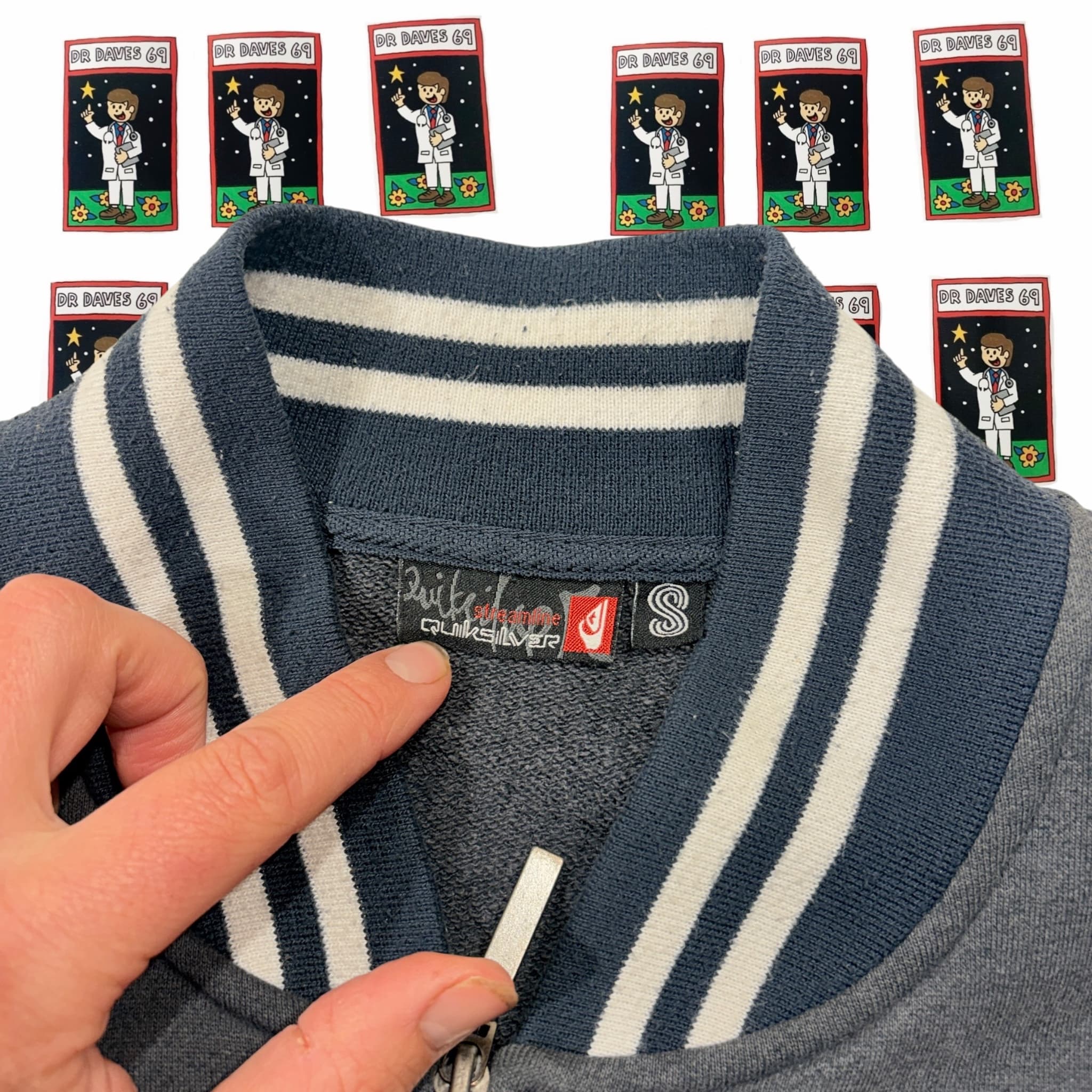 Y2K Quiksilver Jumper Size S — photo 2 of 6