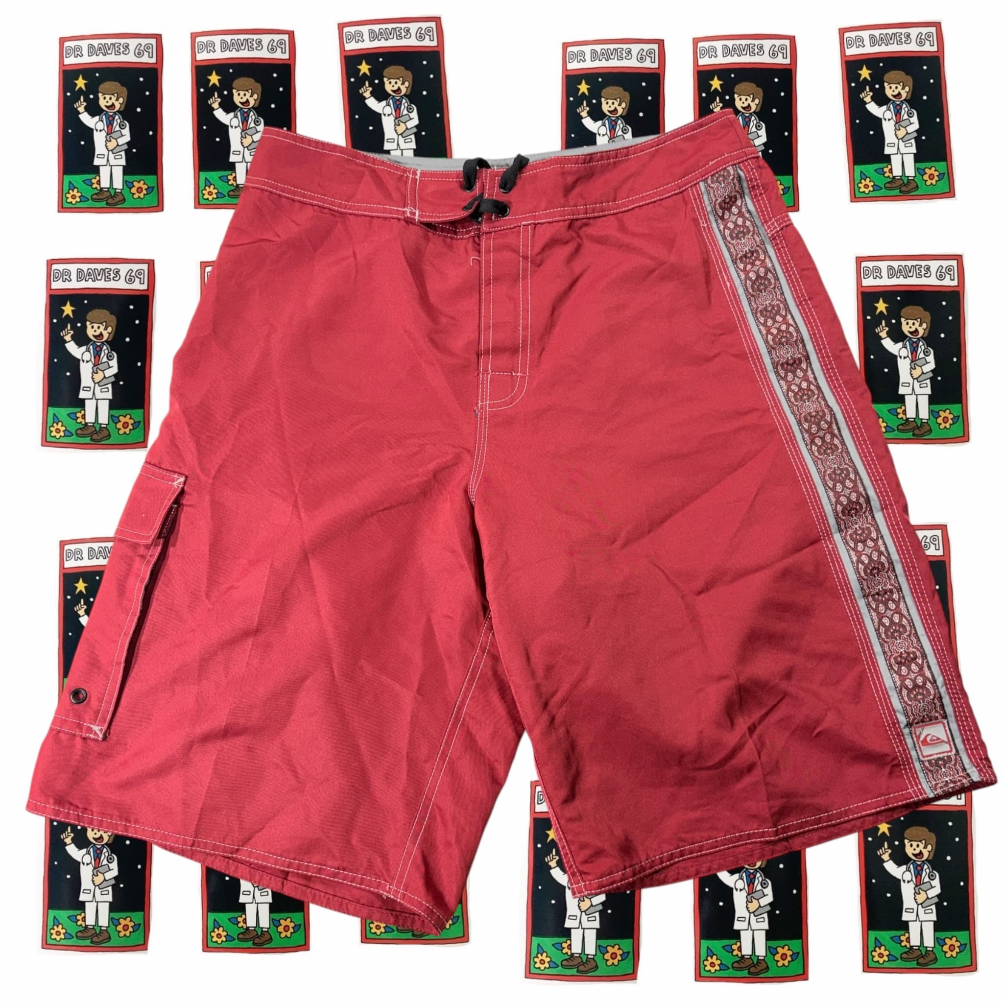 Y2k Quiksilver Men's Boardshorts Size 30 — photo 1 of 5